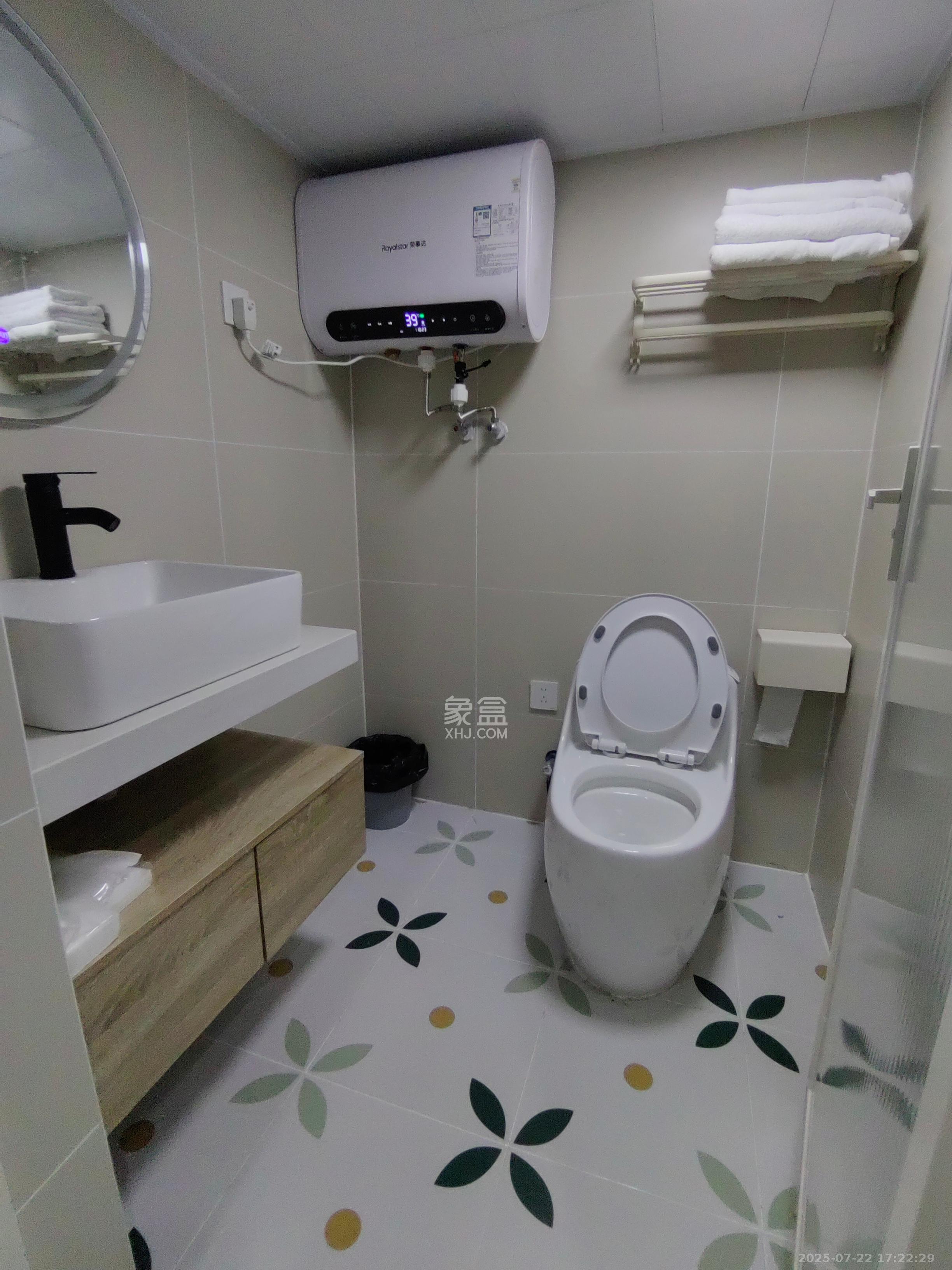 卓越伊景苑 1室1厅1卫 1700.0元/月 卓越伊景苑 1室1厅1卫 1700.0元/月室内图