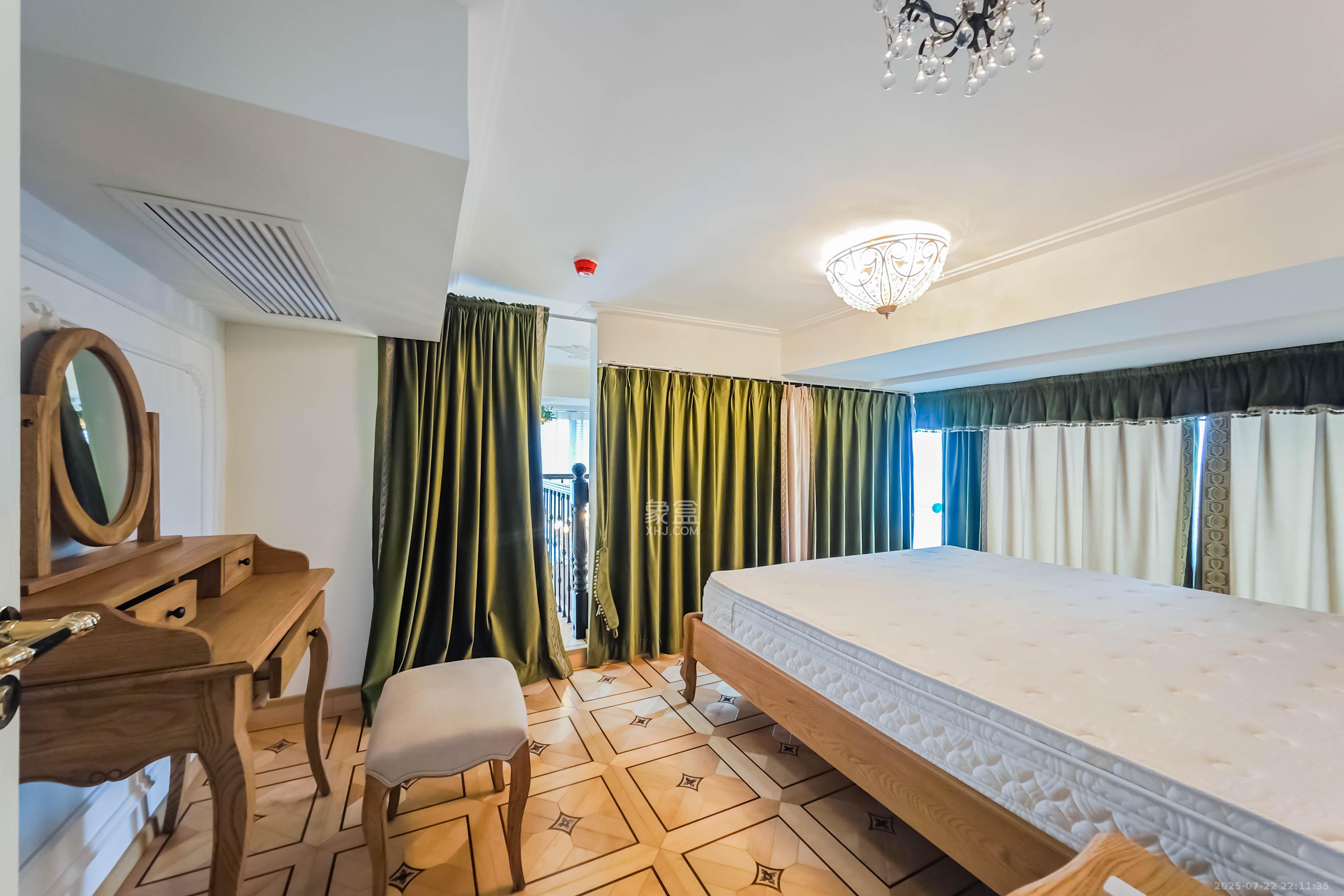 京武浪琴山三期（京武中心）  2室1厅1卫    108.0万卧室