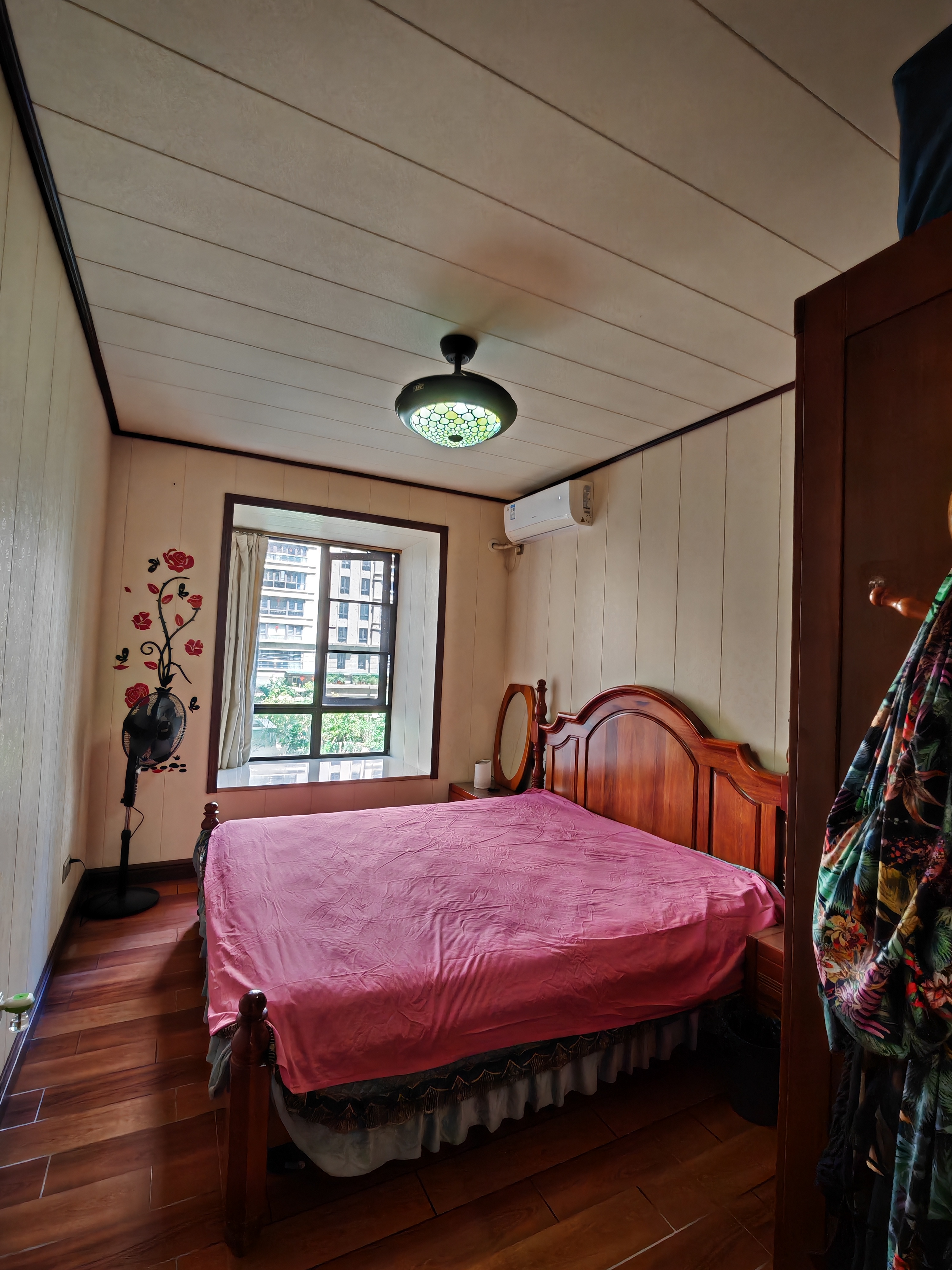 海阔天空-国瑞城三期(铂仕苑) 4室2厅3卫 9000.0元/月 海阔天空-国瑞城三期(铂仕苑) 4室2厅3卫 9000.0元/月室内图