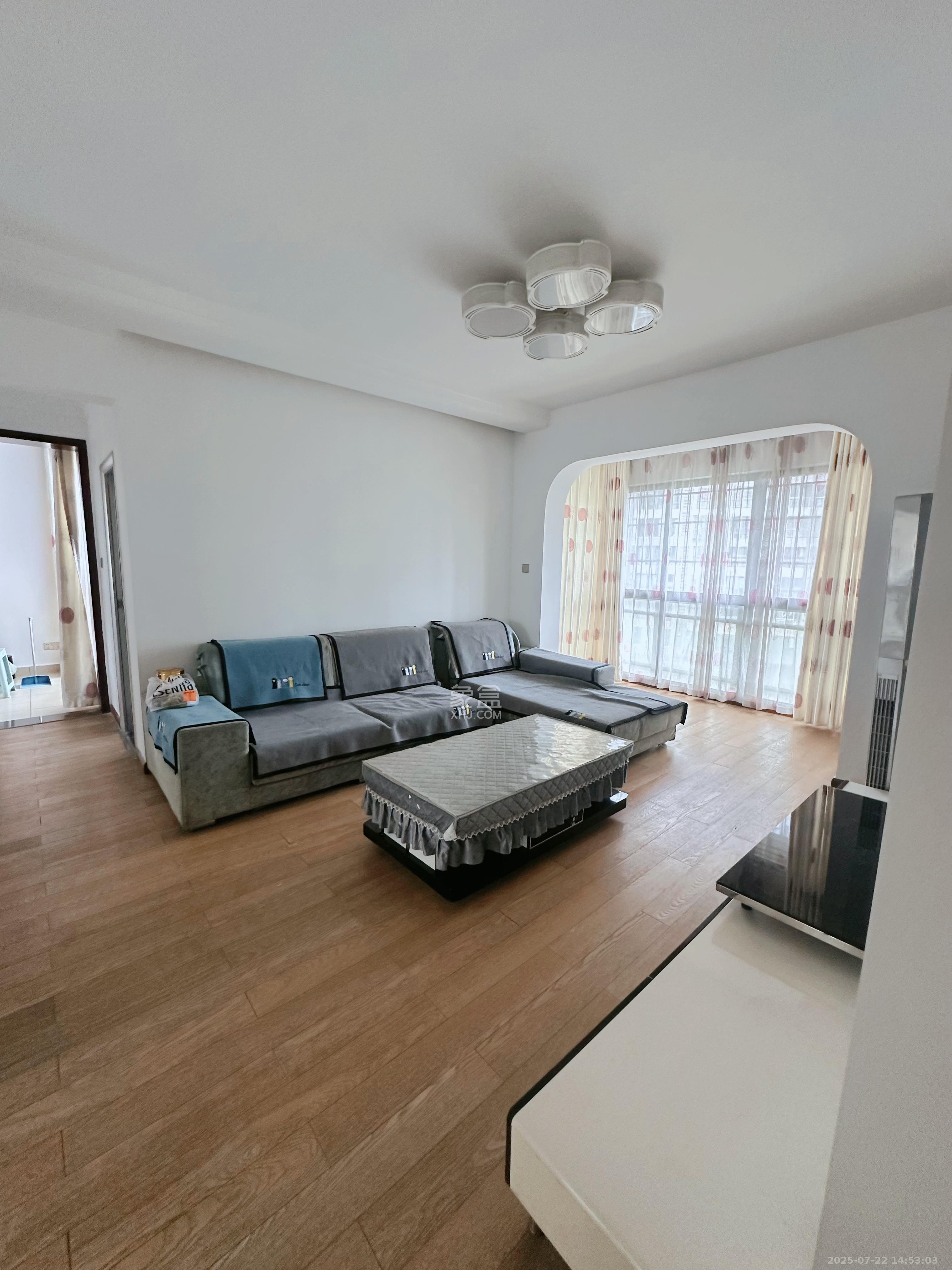 中信城市广场(中信新城一期)  2室2厅1卫    2000.0元/月 中信城市广场(中信新城一期)  2室2厅1卫    2000.0元/月室内图