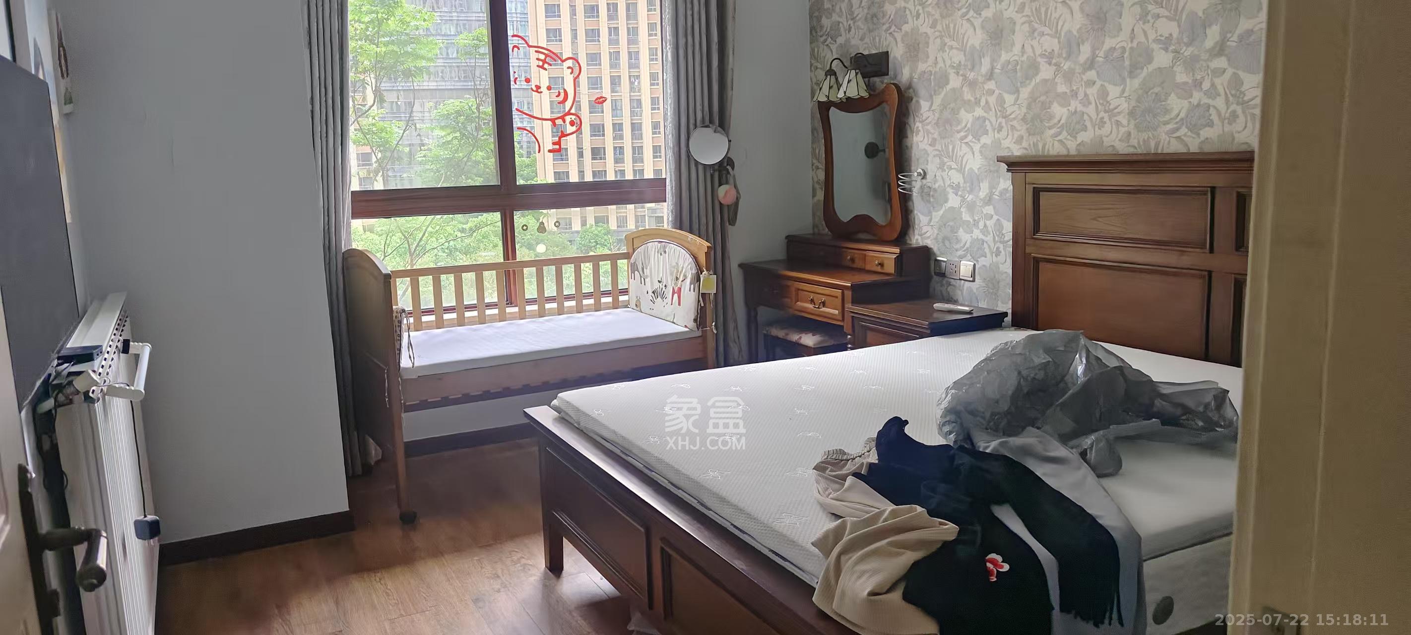 世茂铂翠湾一期  4室2厅1卫   3700.00元/月室内图