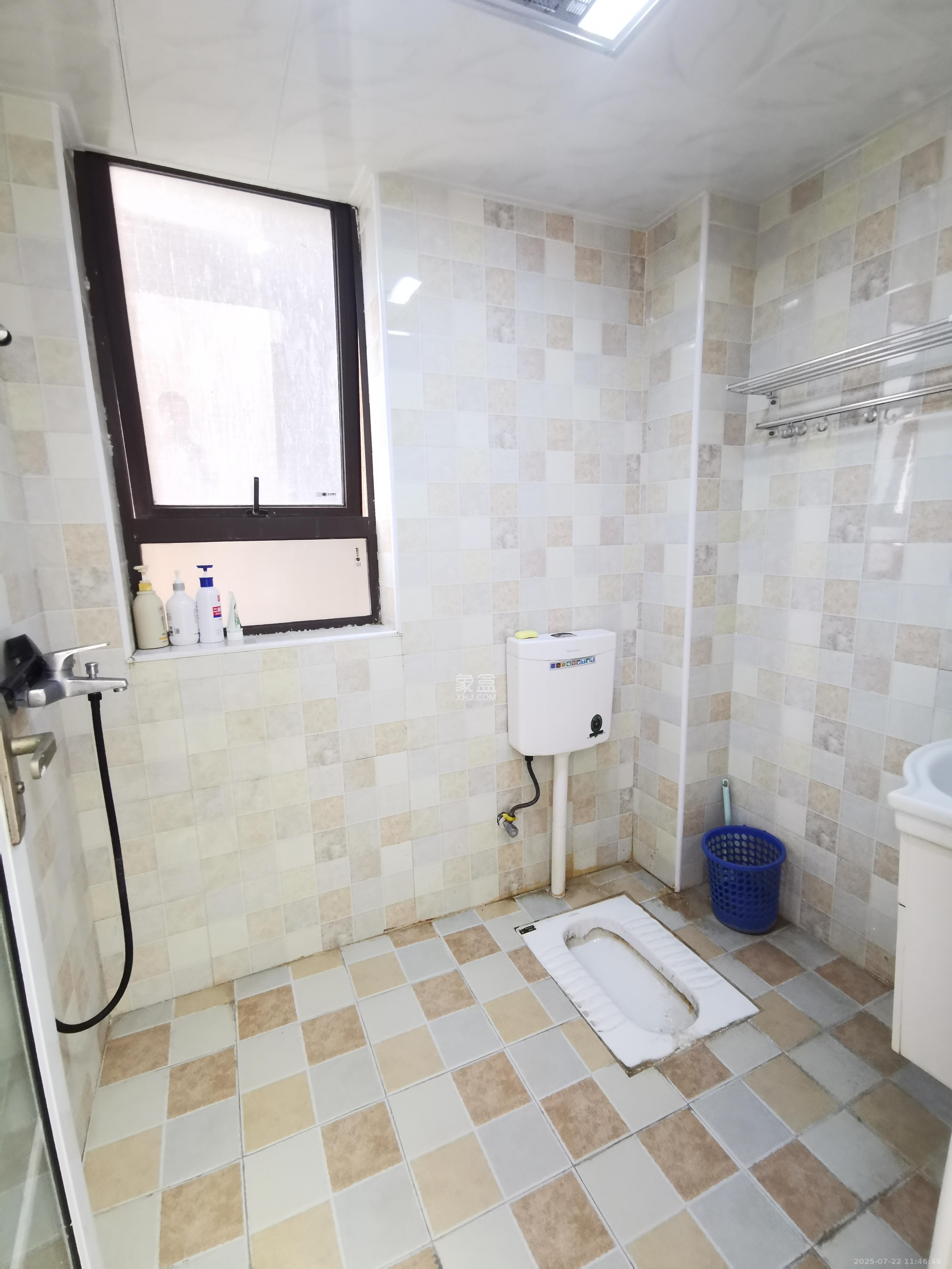 洋湖18克拉(旷远洋湖18克拉) 3室2厅2卫 3200.0元/月 洋湖18克拉(旷远洋湖18克拉) 3室2厅2卫 3200.0元/月室内图