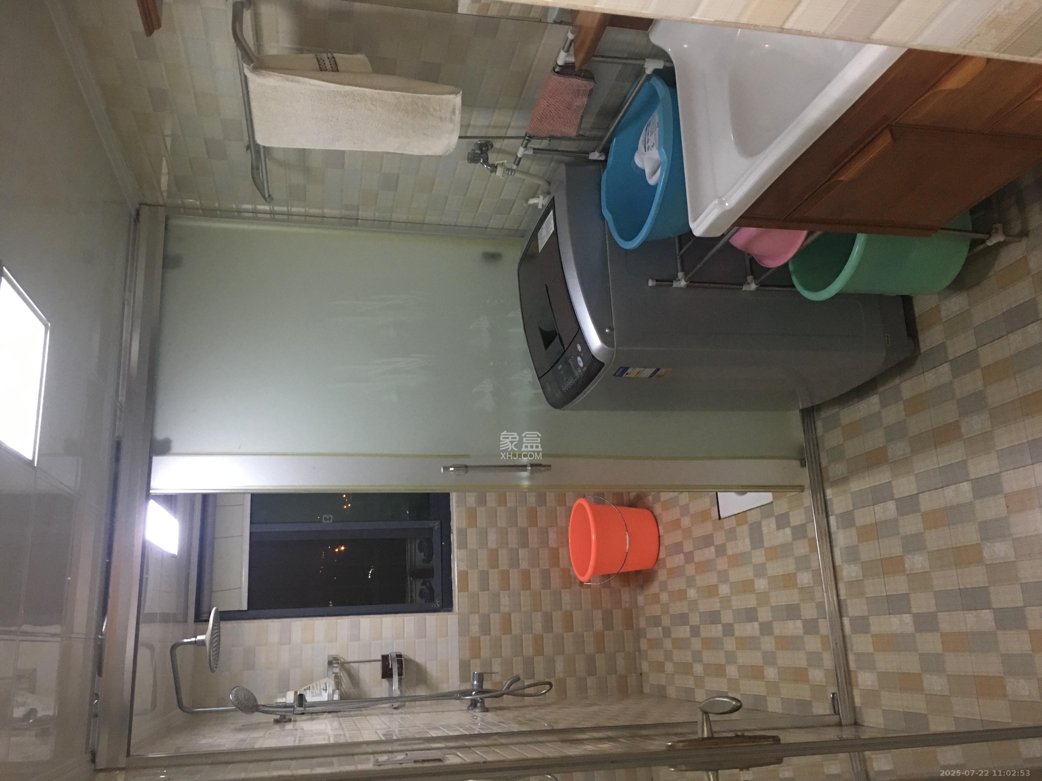 丰源国际 3室2厅2卫 1900.0元/月 丰源国际 3室2厅2卫 1900.0元/月室内图