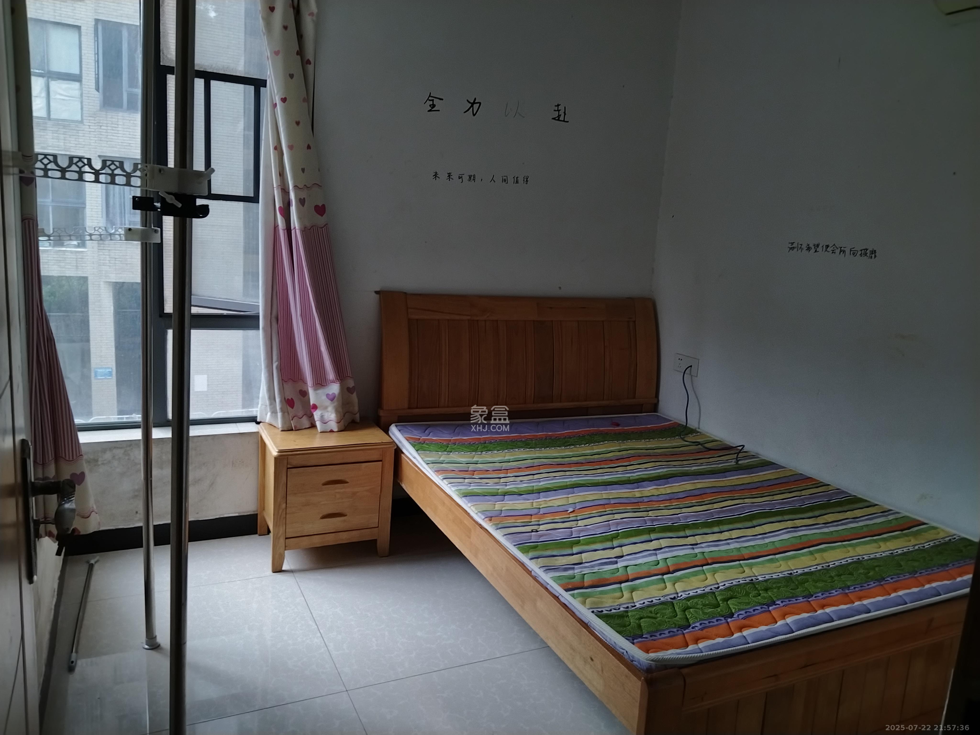 鑫远熙山 3室2厅1卫 2000.0元/月 鑫远熙山 3室2厅1卫 2000.0元/月室内图