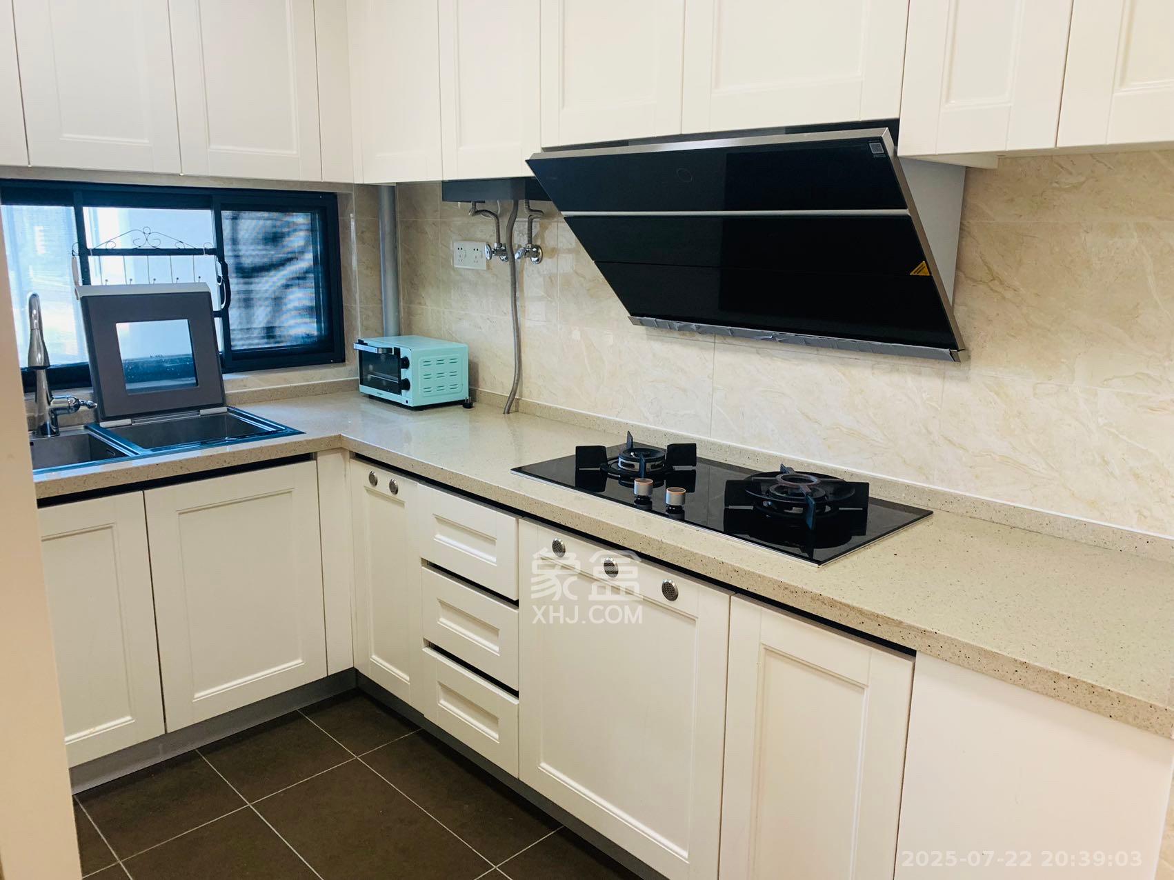 万科魅力之城锋镜里  3室2厅2卫    2100.0元/月 万科魅力之城锋镜里  3室2厅2卫    2100.0元/月室内图