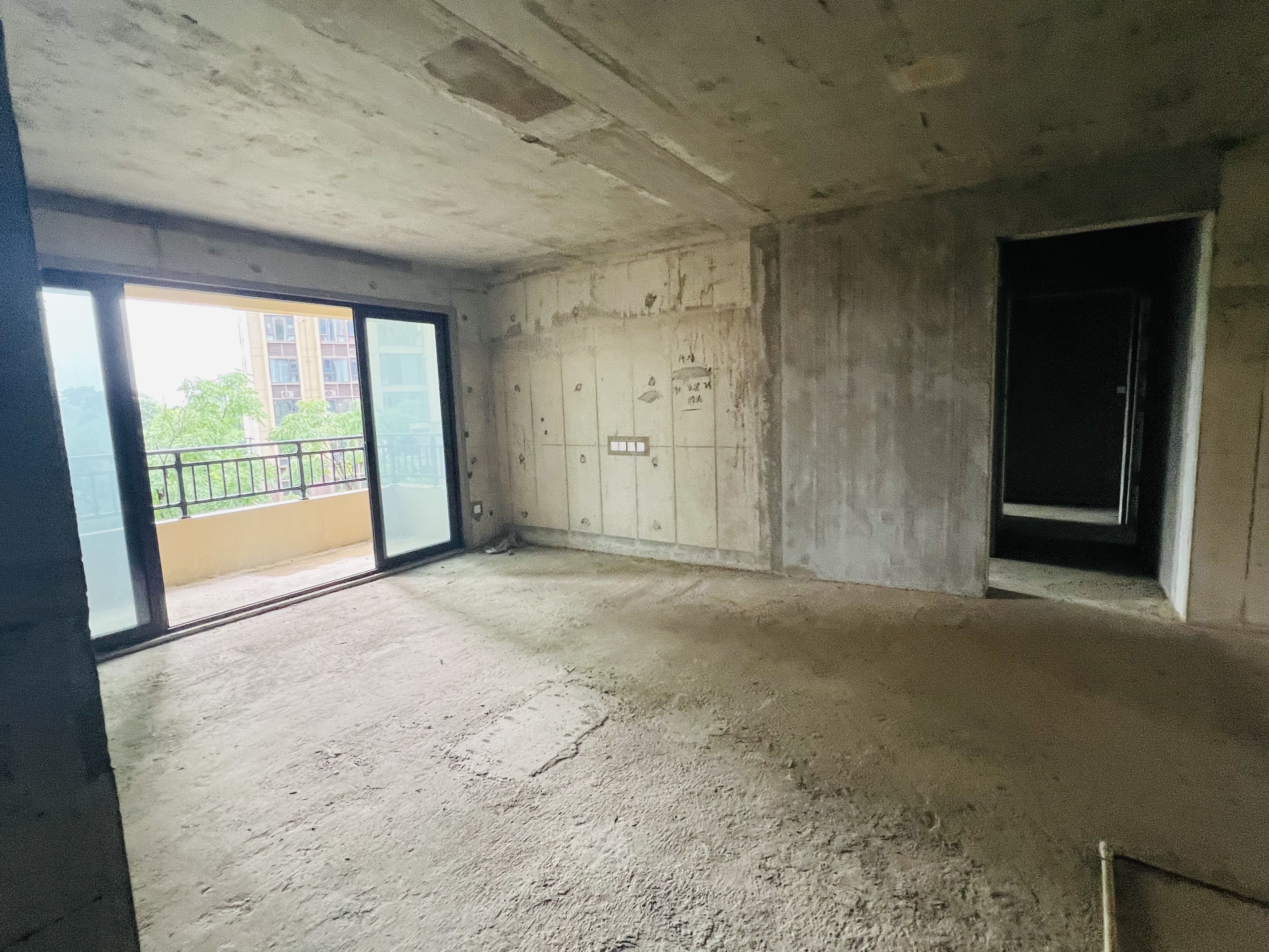 碧桂园锦岸 4室2厅2卫 58.8万 碧桂园锦岸 4室2厅2卫 58.8万客厅