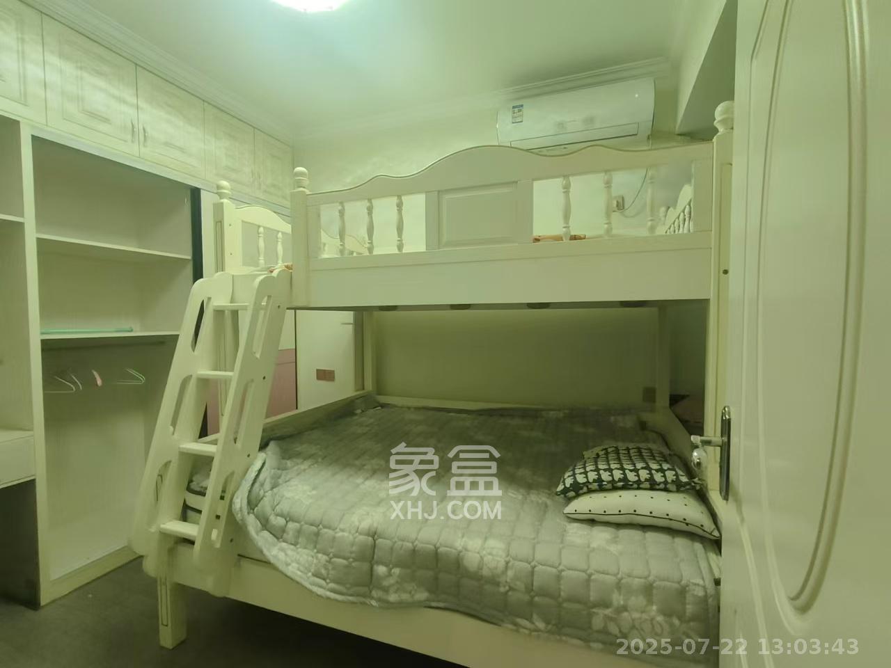 爵世名邸东湖（东湖壹号企业总部基地）  2室2厅1卫   2300.00元/月室内图