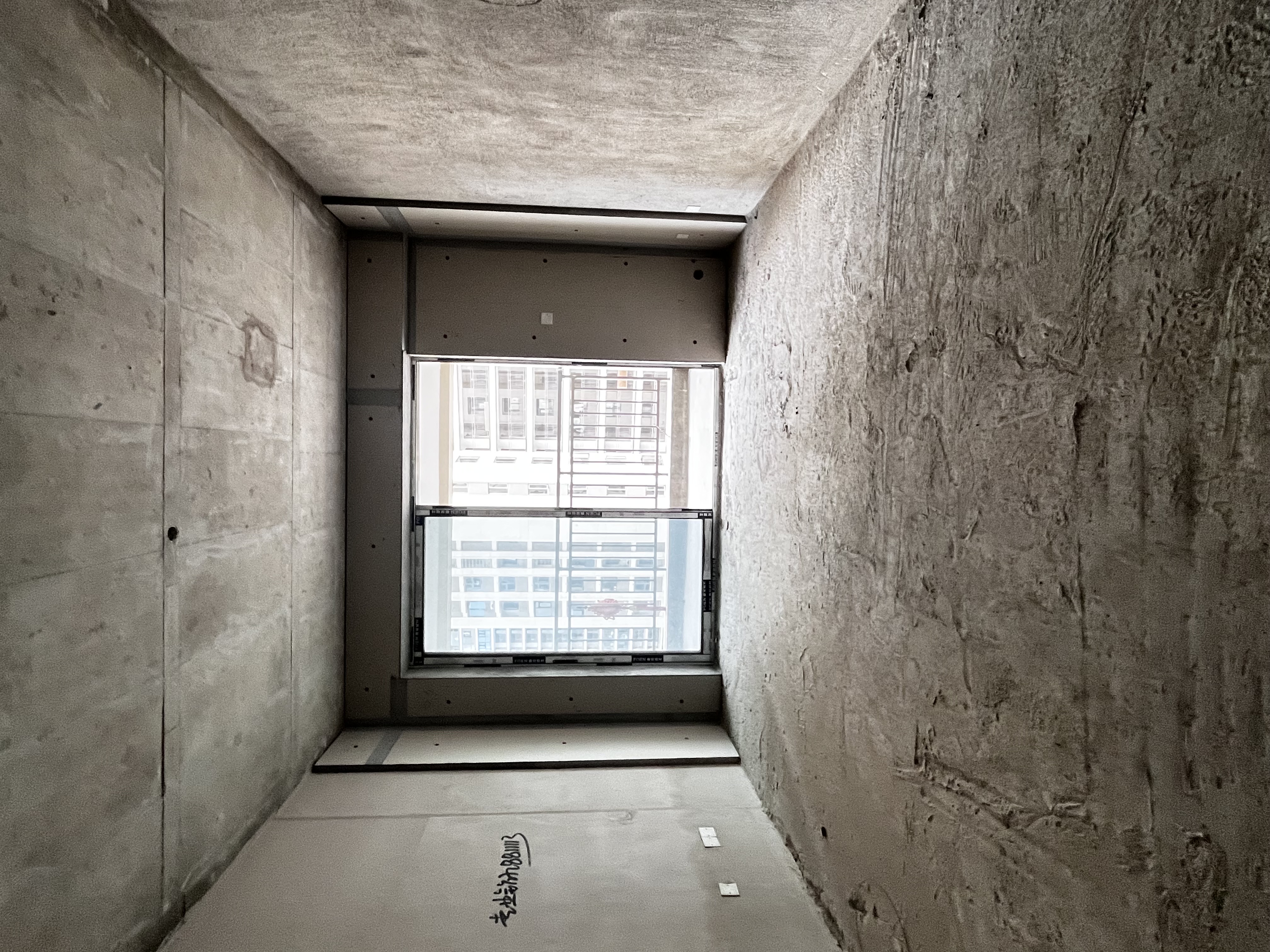 吾悦广场 4室2厅2卫 72.8万 吾悦广场 4室2厅2卫 72.8万客厅