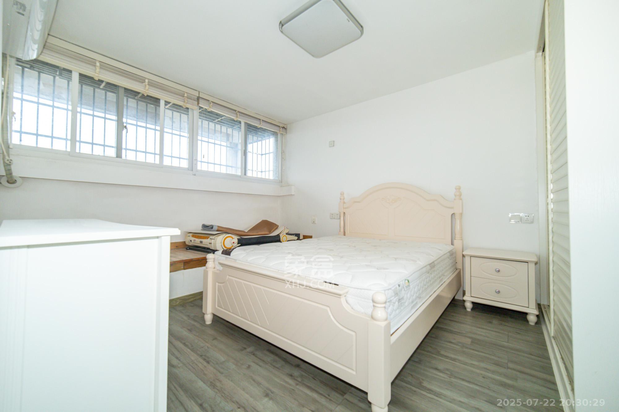 筑梦园 3室2厅2卫 76.8万 筑梦园 3室2厅2卫 76.8万卧室