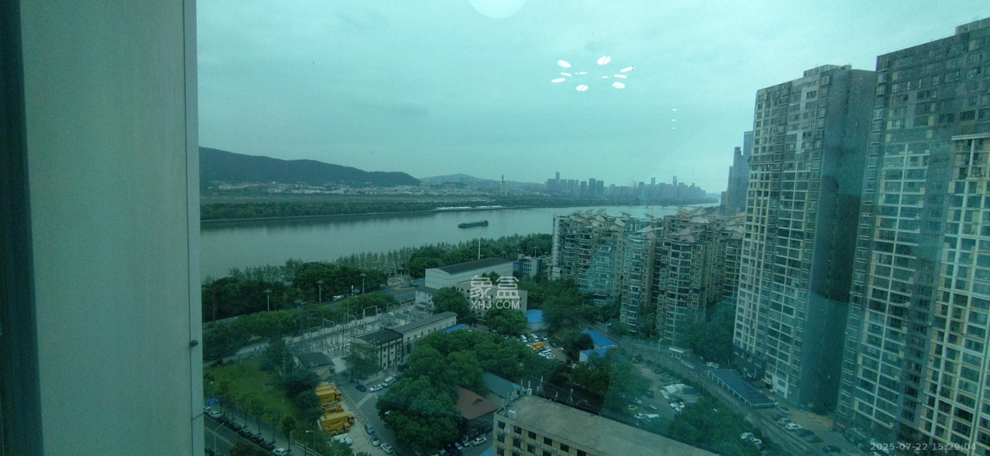 汇景发展环球中心  1室1厅1卫   3000.00元/月室内图