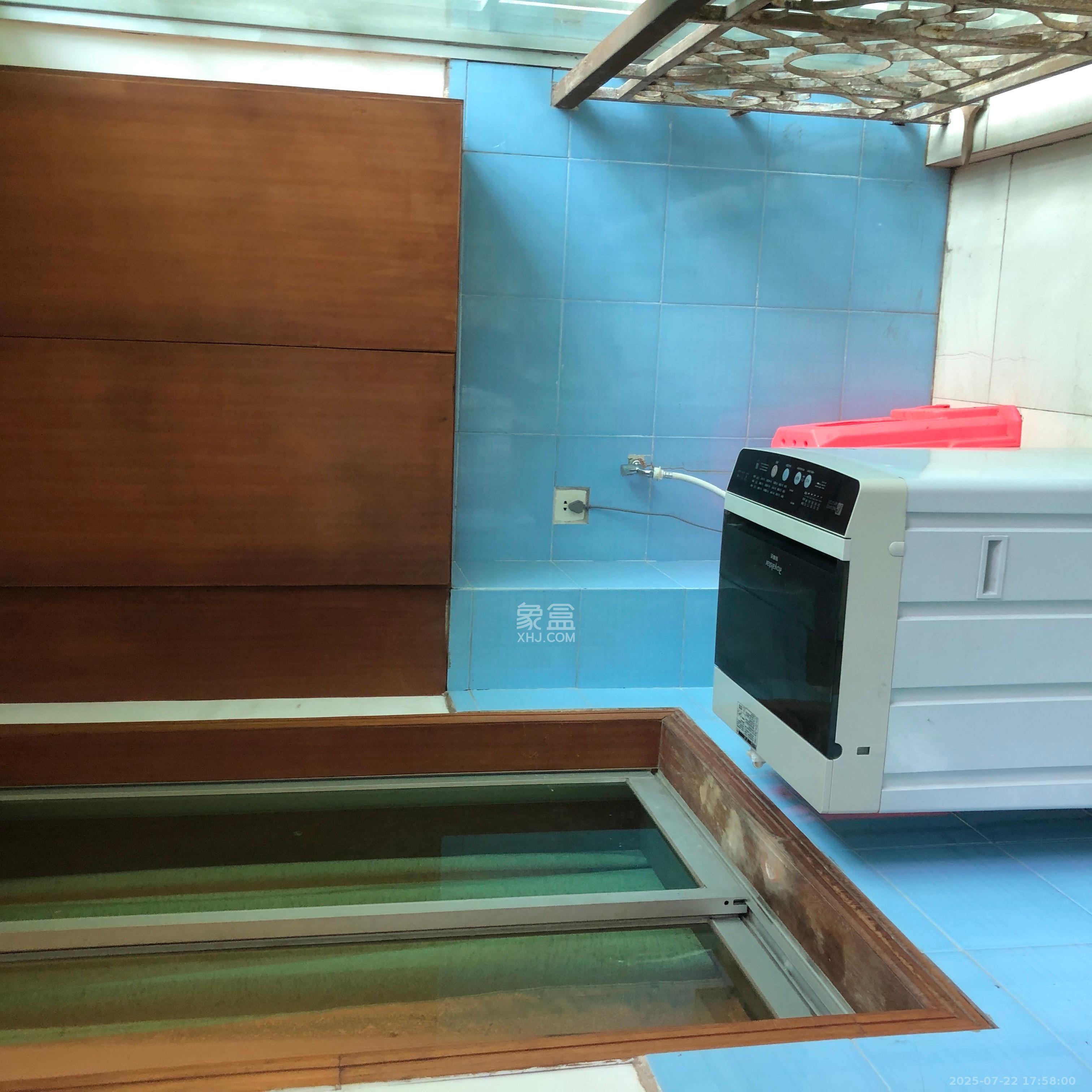 中南汽车世界  2室2厅1卫    1200.0元/月 中南汽车世界  2室2厅1卫    1200.0元/月室内图