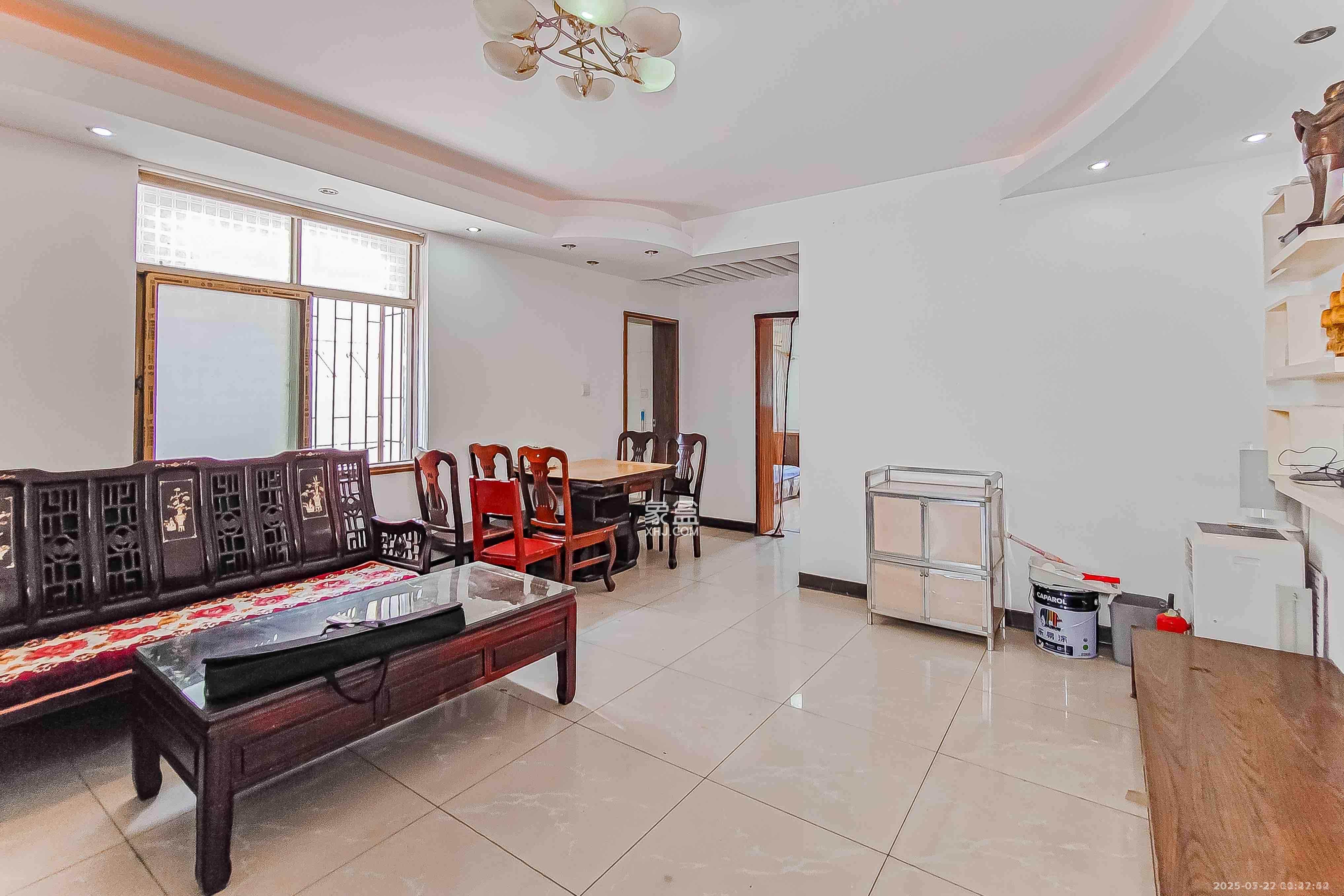 裕农街散盘 3室2厅1卫 1700.0元/月 裕农街散盘 3室2厅1卫 1700.0元/月室内图