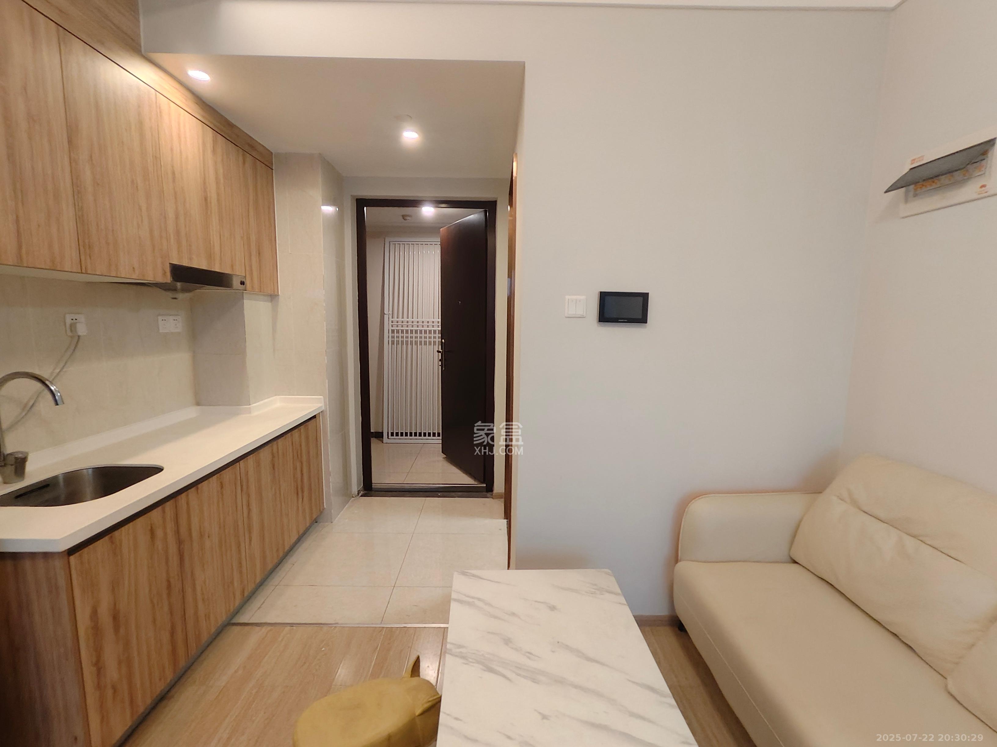 佳兆业云顶都汇 2室1厅1卫 1300.0元/月 佳兆业云顶都汇 2室1厅1卫 1300.0元/月室内图