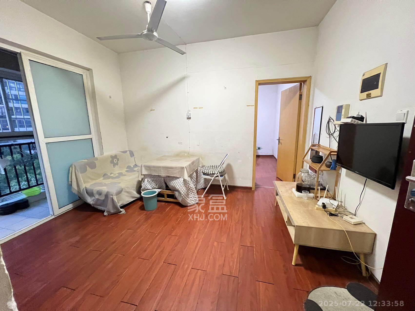 上河国际C区  1室1厅1卫   1800.00元/月