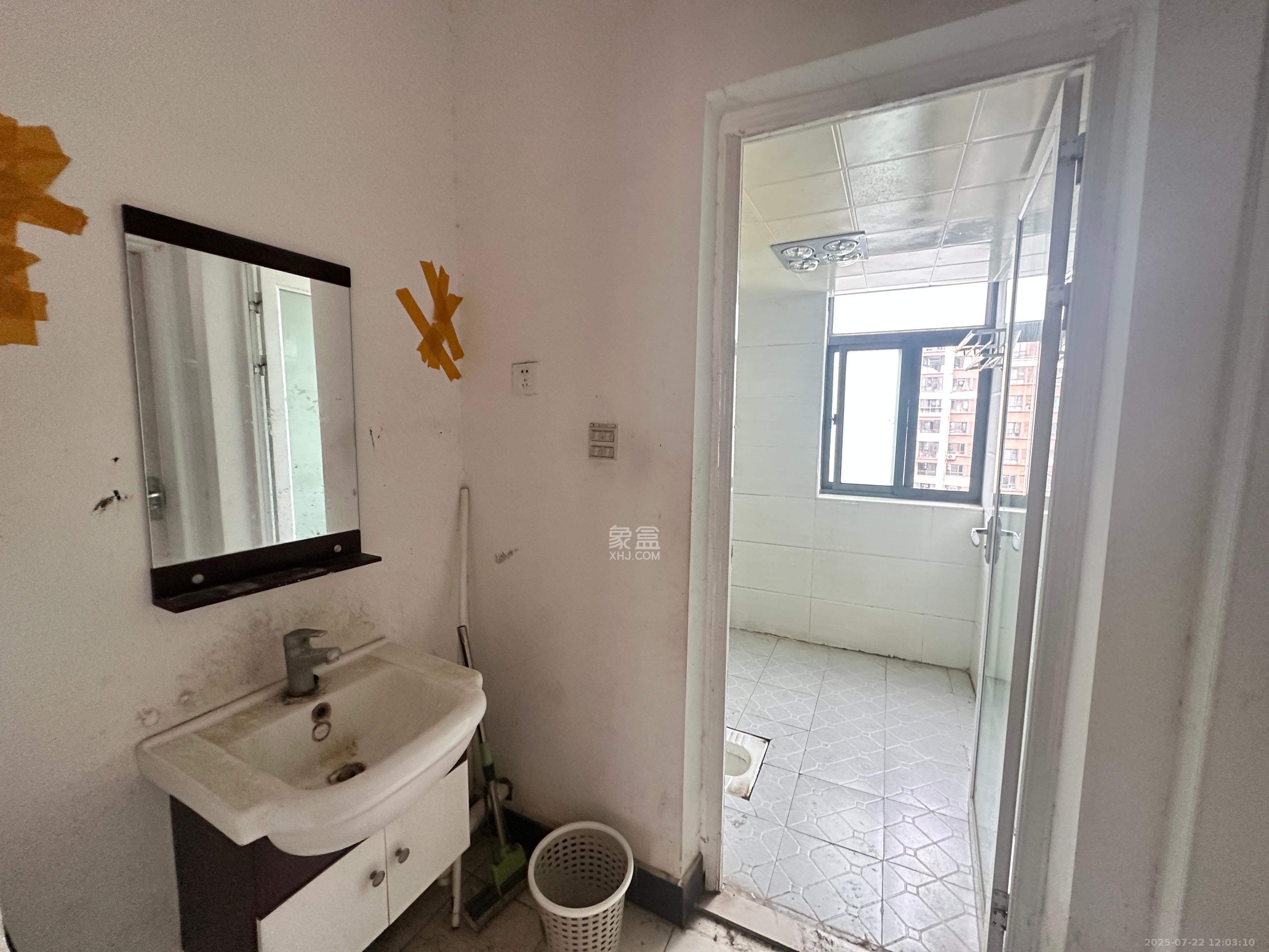 五矿紫湖香醍 4室2厅1卫 2000.0元/月 五矿紫湖香醍 4室2厅1卫 2000.0元/月室内图