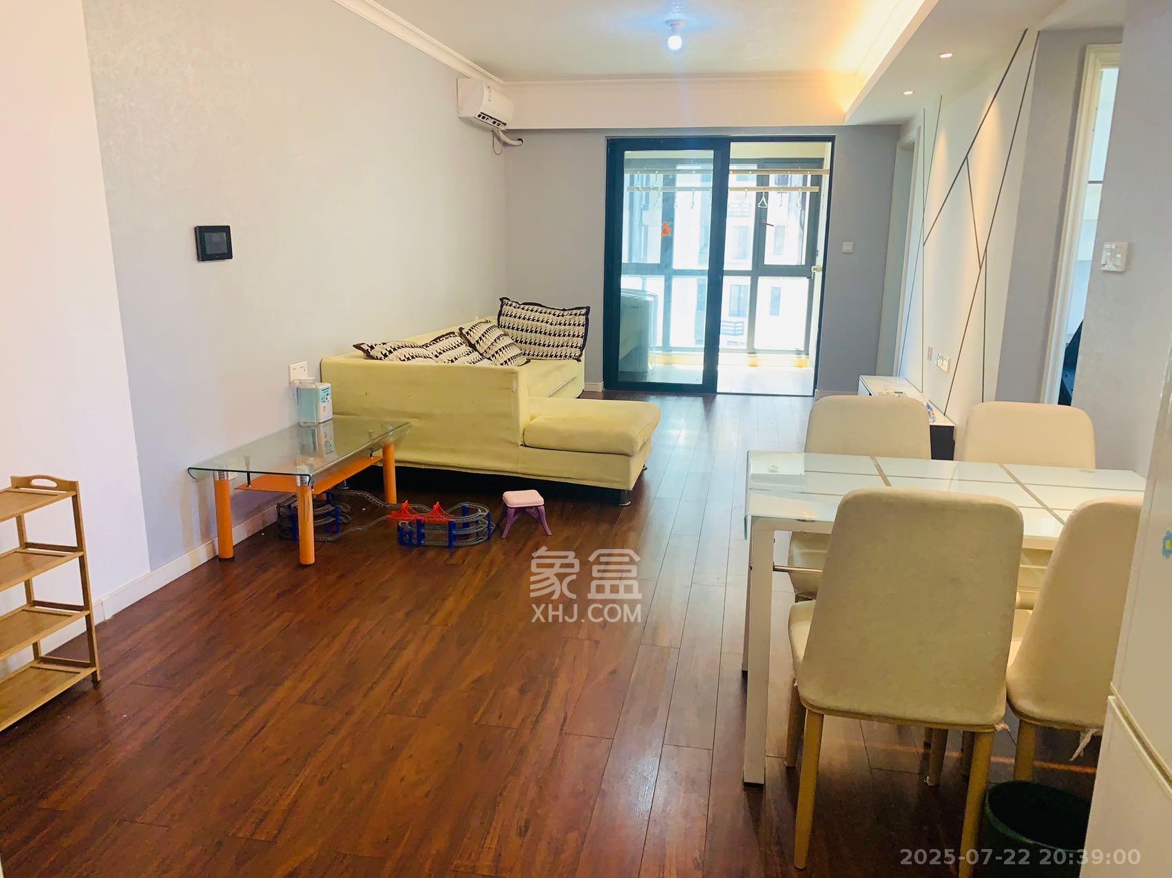 万科魅力之城锋镜里  3室2厅2卫    2100.0元/月 万科魅力之城锋镜里  3室2厅2卫    2100.0元/月室内图