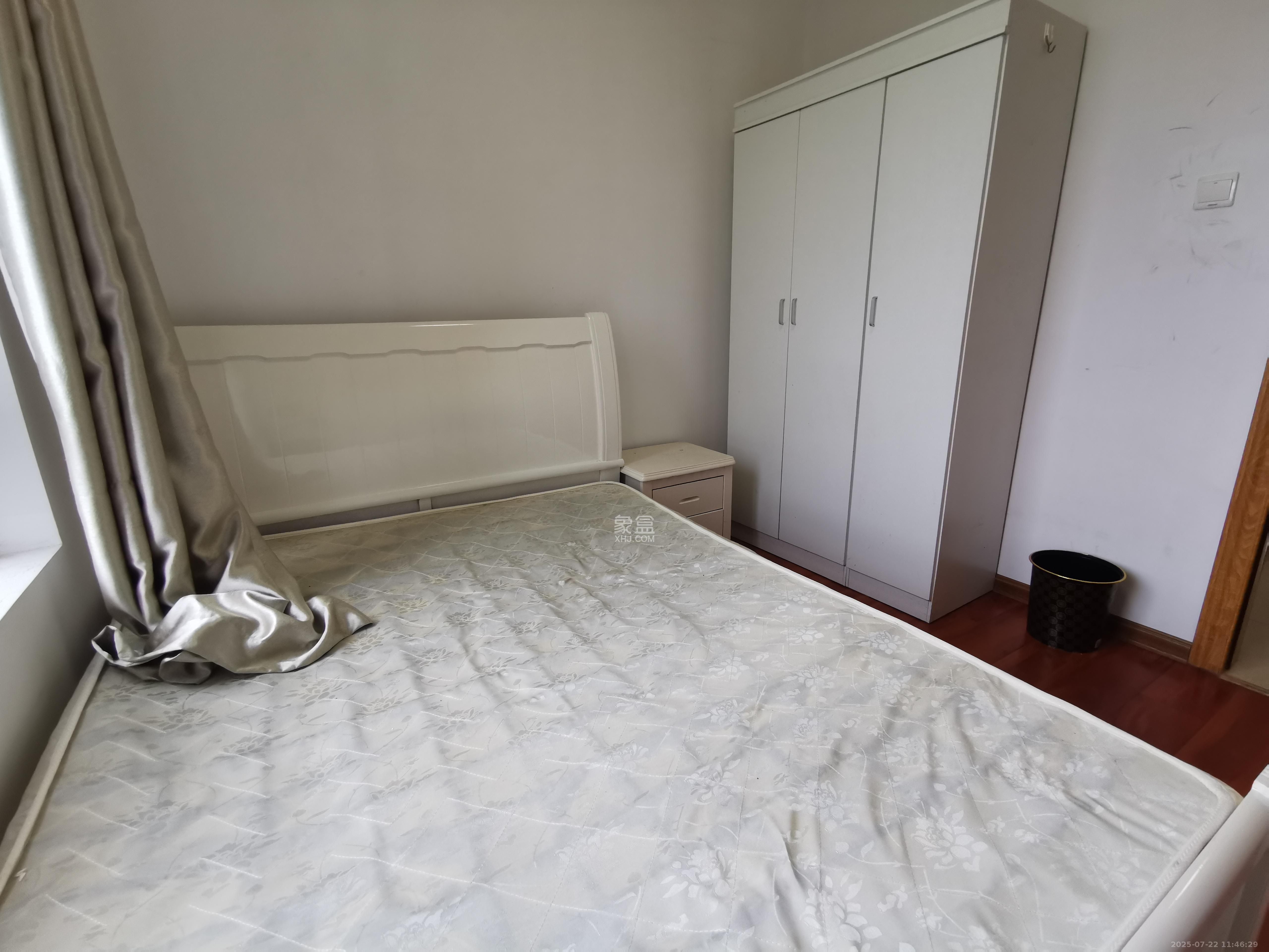 洋湖18克拉(旷远洋湖18克拉) 3室2厅2卫 3200.0元/月 洋湖18克拉(旷远洋湖18克拉) 3室2厅2卫 3200.0元/月室内图