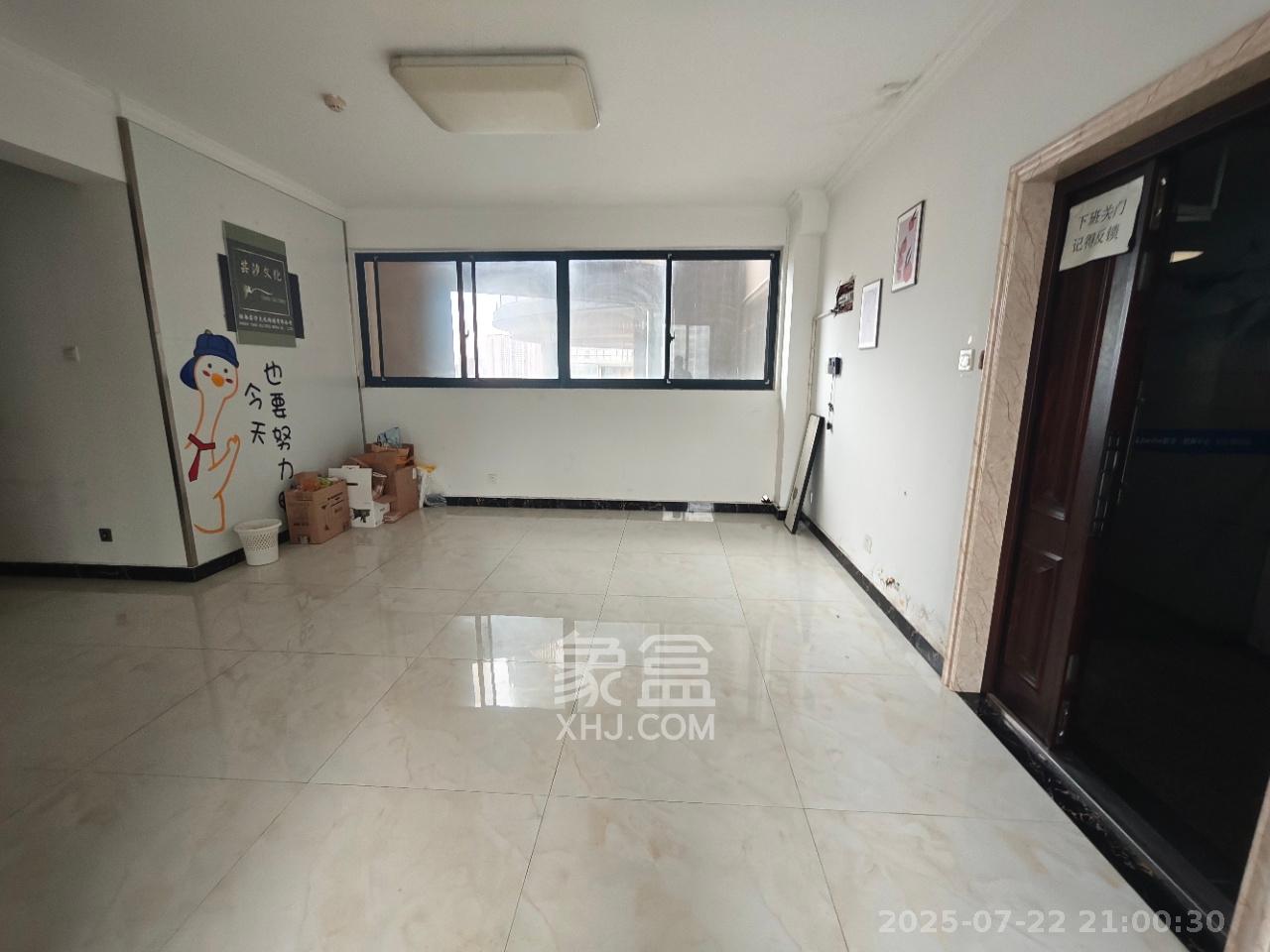 湘江世纪城富湾国际 4室2厅2卫 7500.0元/月 湘江世纪城富湾国际 4室2厅2卫 7500.0元/月室内图