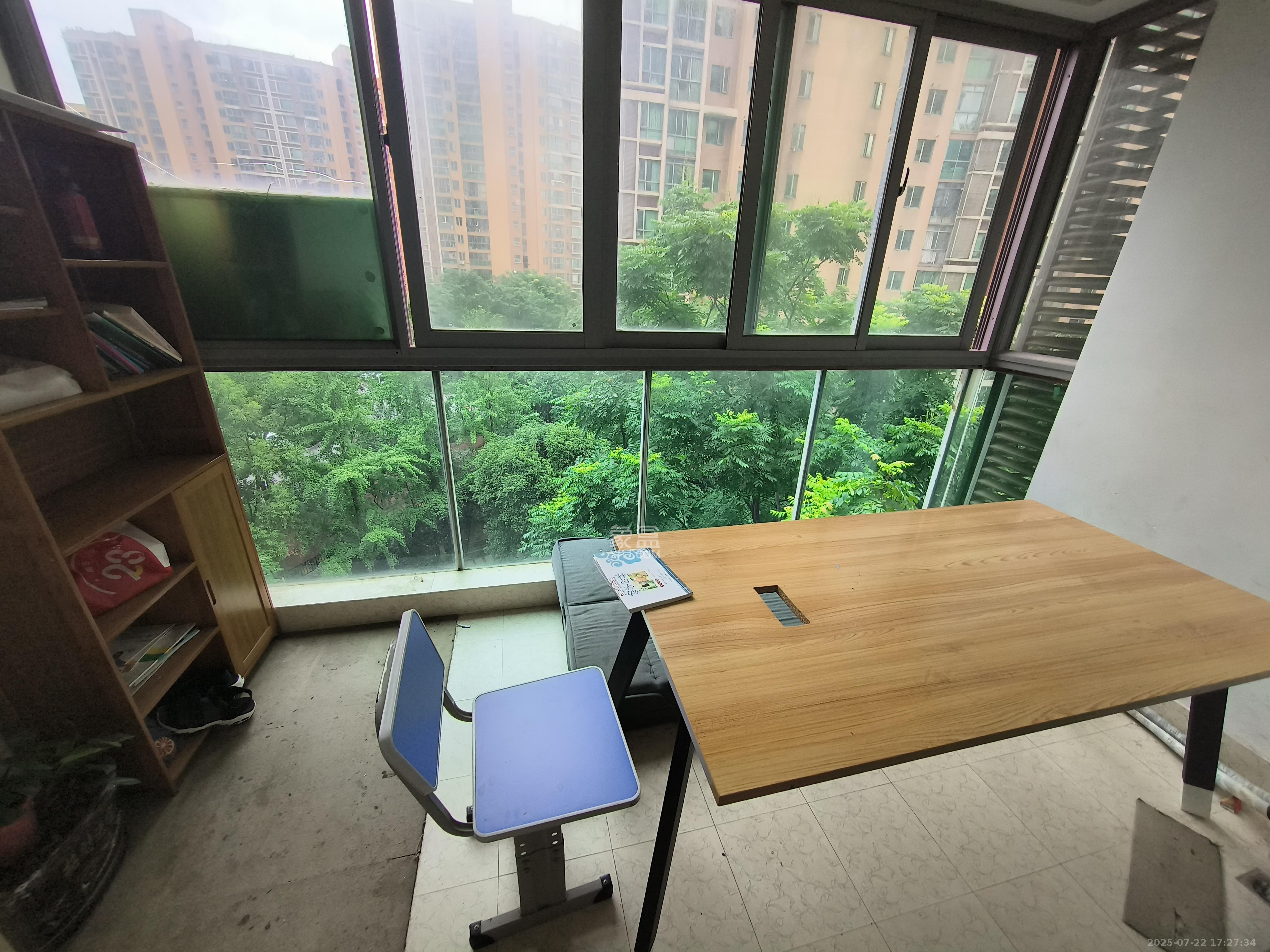 新城新世界一二三期 1室2厅1卫 2600.0元/月 新城新世界一二三期 1室2厅1卫 2600.0元/月室内图