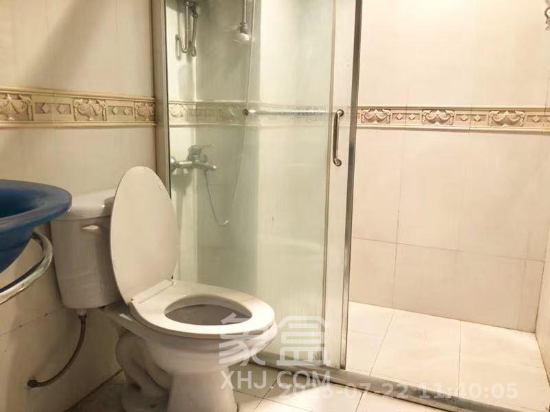 金泰小区 1室2厅1卫 1800.0元/月 金泰小区 1室2厅1卫 1800.0元/月室内图