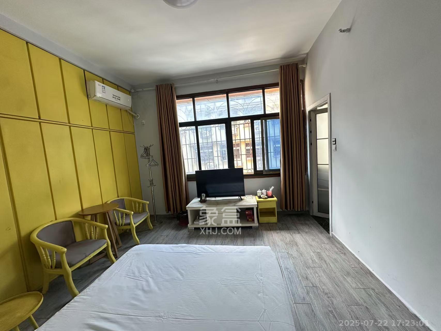 星沙四区 1室1厅1卫 800.0元/月 星沙四区 1室1厅1卫 800.0元/月室内图