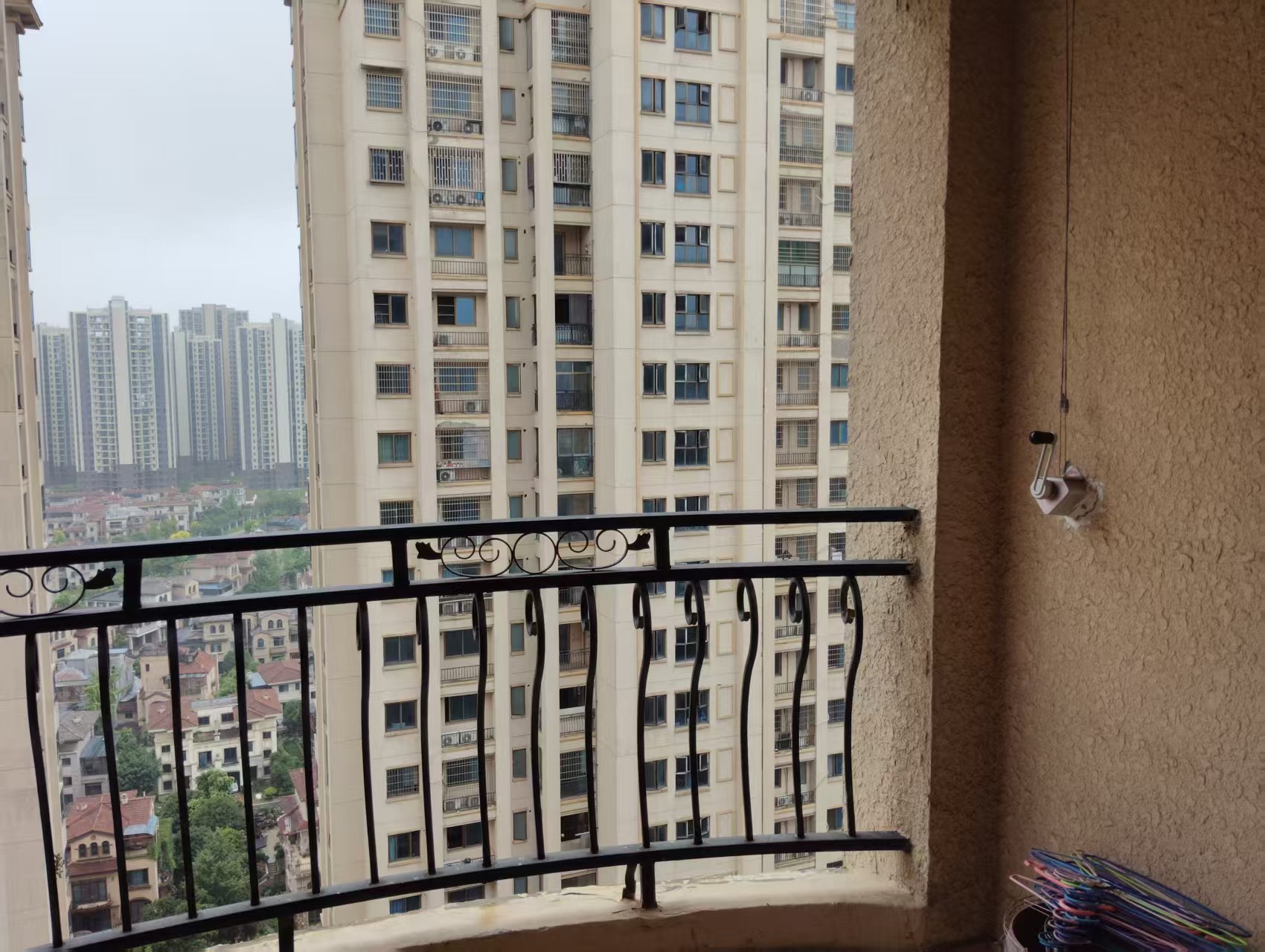 碧桂园 3室1厅1卫 1800.0元/月 碧桂园 3室1厅1卫 1800.0元/月室内图