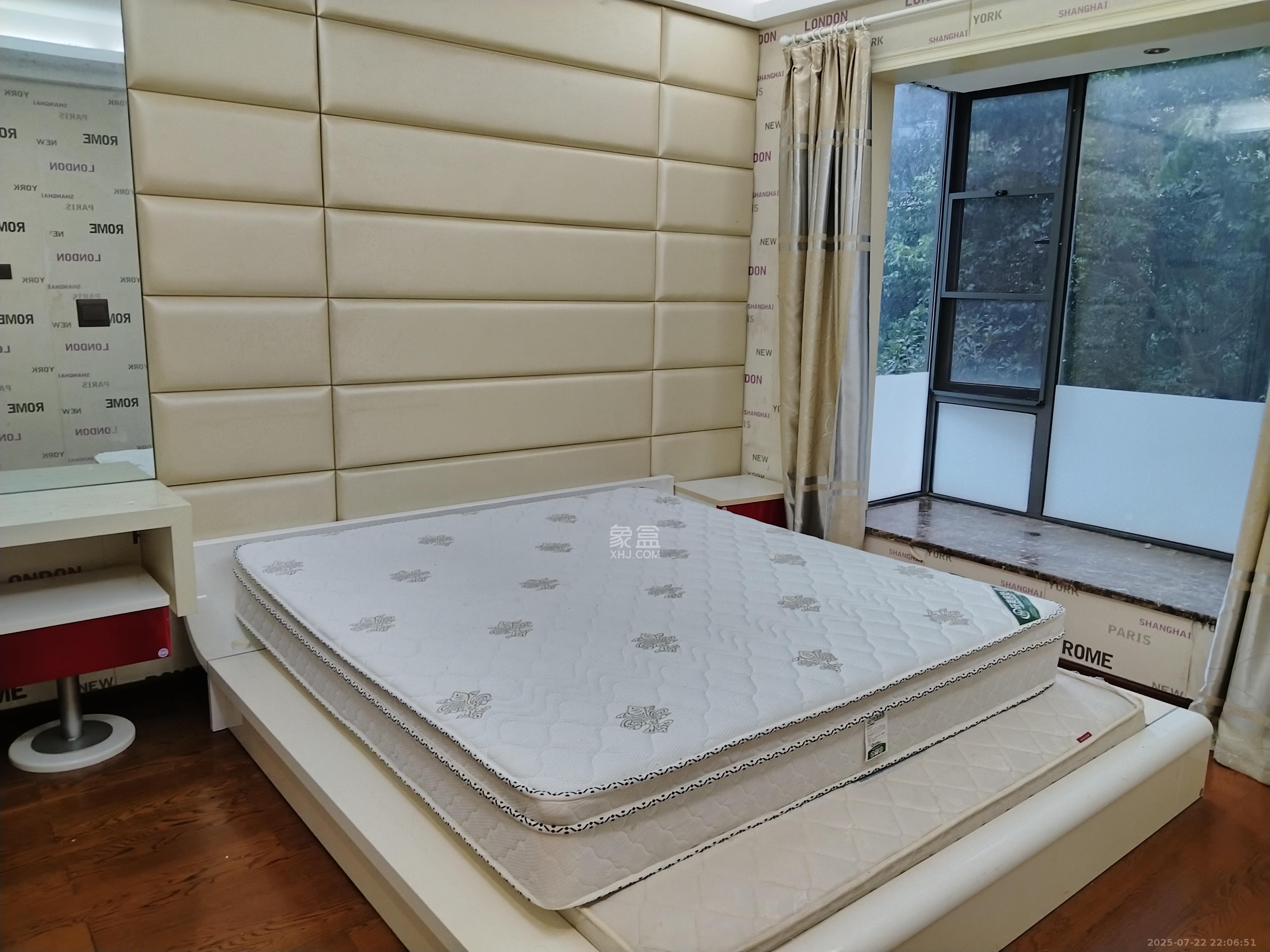 鑫远熙山 3室2厅1卫 2300.0元/月 鑫远熙山 3室2厅1卫 2300.0元/月室内图