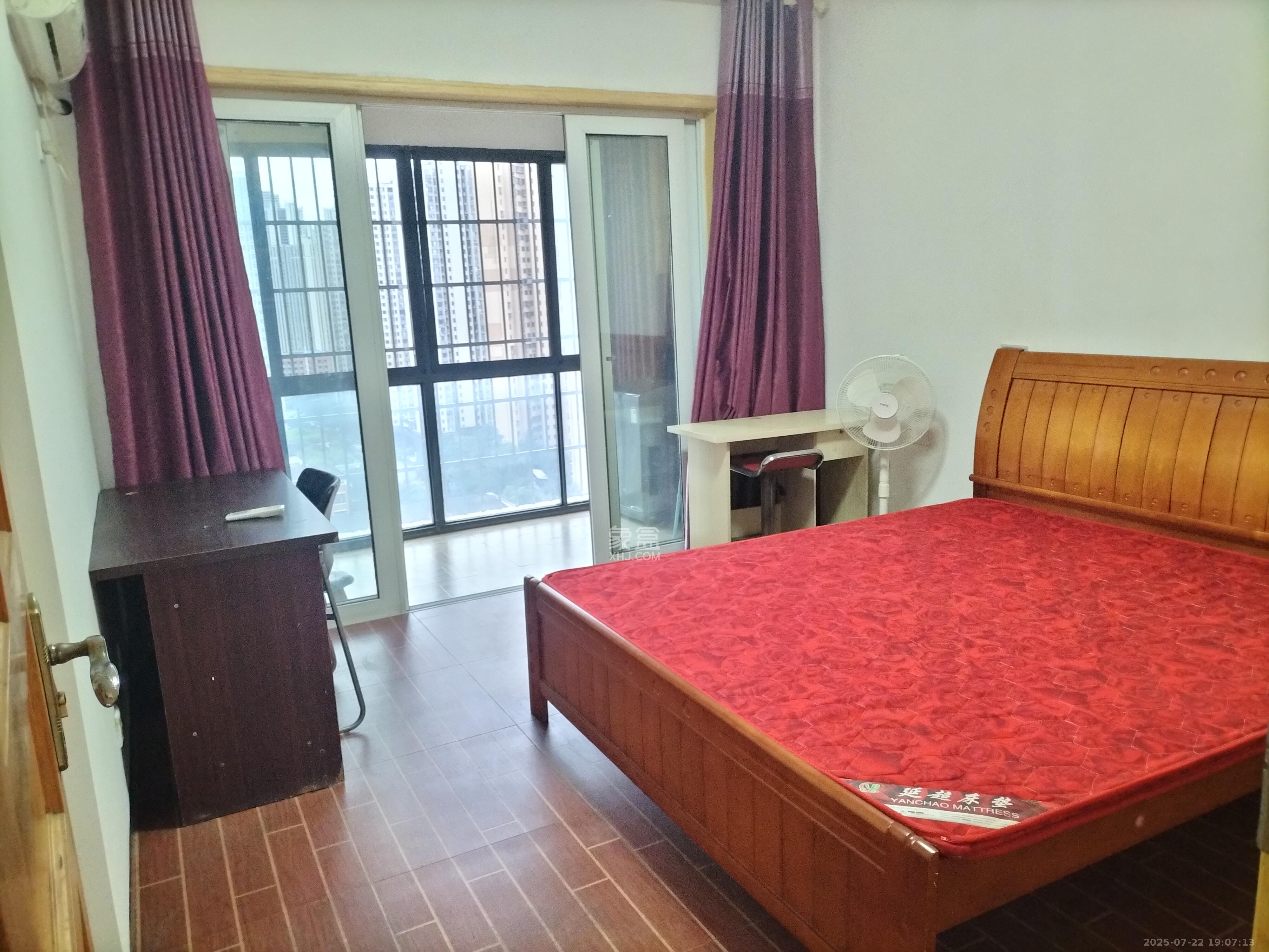 家和苑（原梅溪湖保障性住房一期）  4室2厅1卫    2400.0元/月室内图