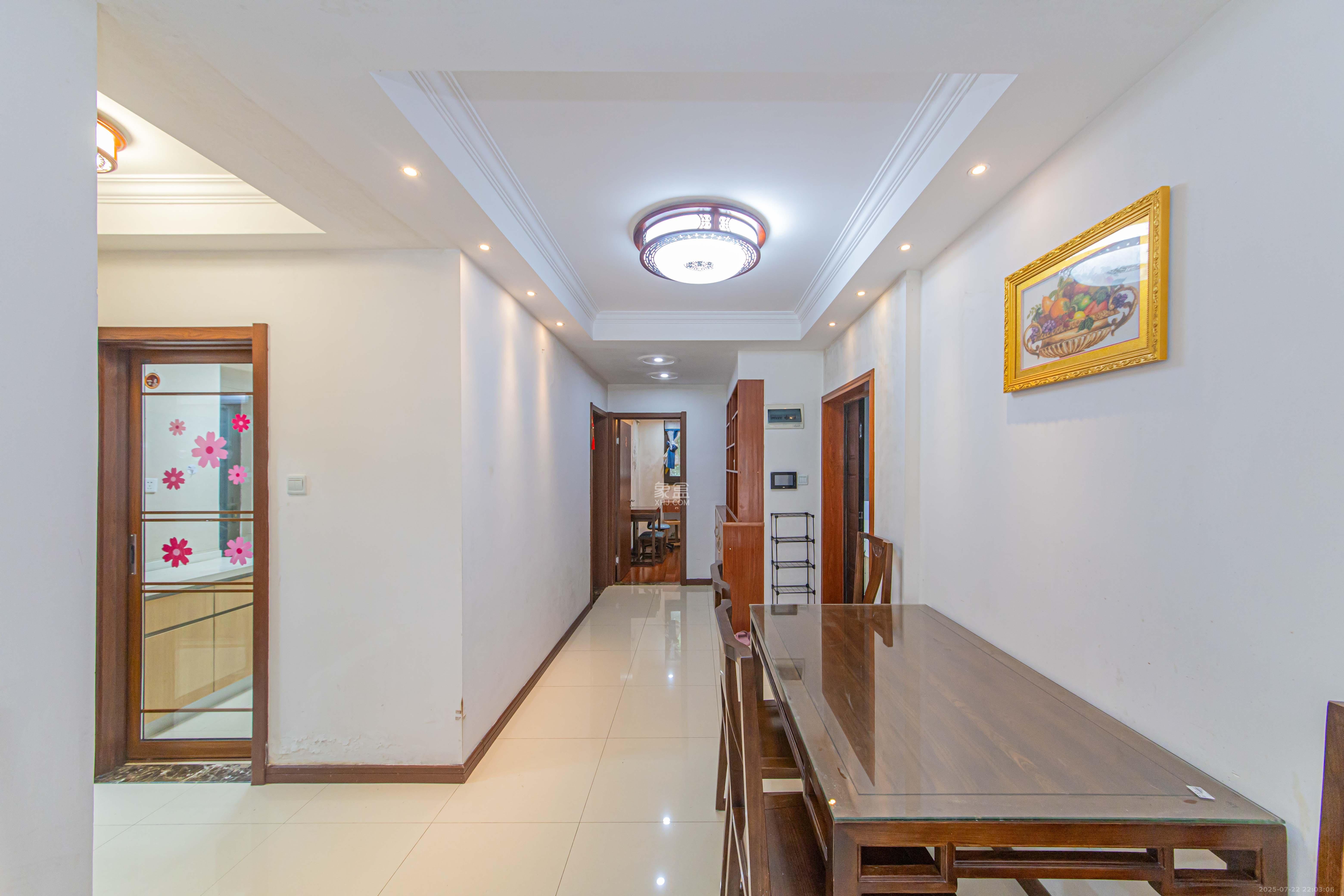 绿地公馆（绿地名邸）  3室2厅1卫    120.0万客厅