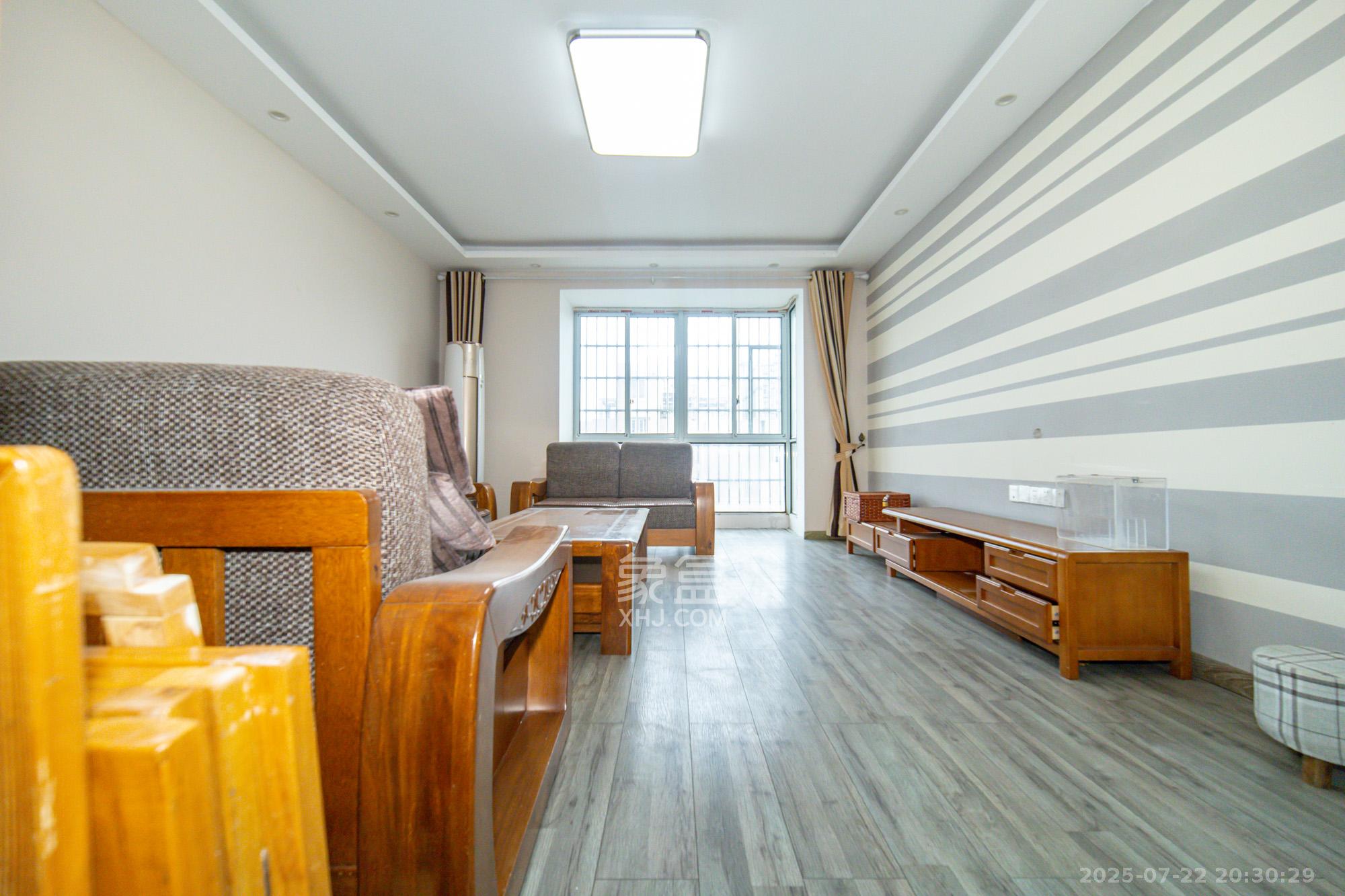 筑梦园 3室2厅2卫 76.8万 筑梦园 3室2厅2卫 76.8万客厅