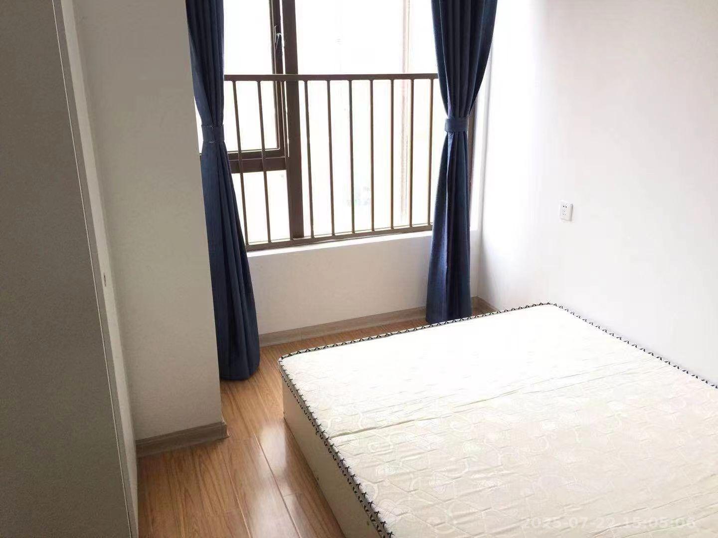 第六都(陆都小区) 3室2厅1卫 3200.0元/月 第六都(陆都小区) 3室2厅1卫 3200.0元/月室内图