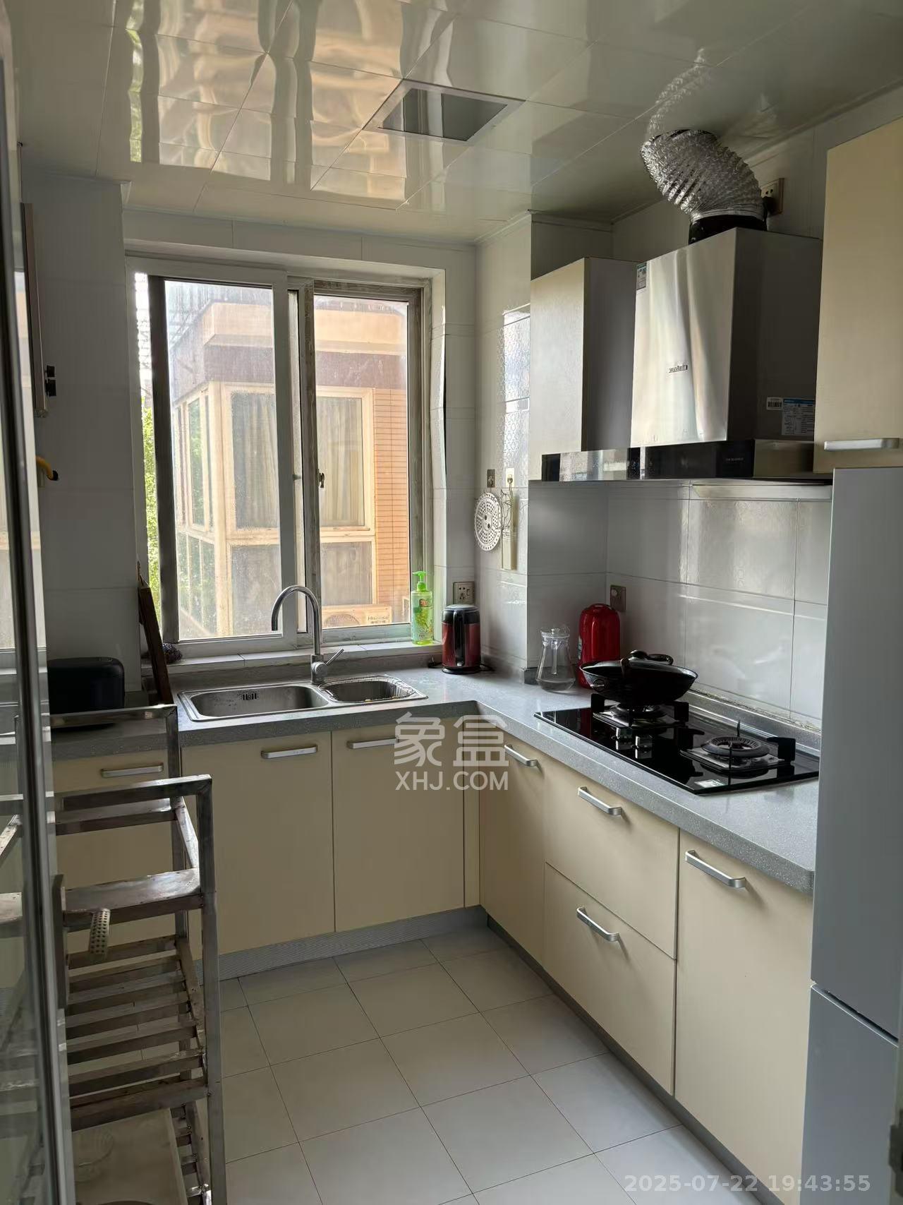 水映青山  2室2厅1卫    2000.0元/月室内图