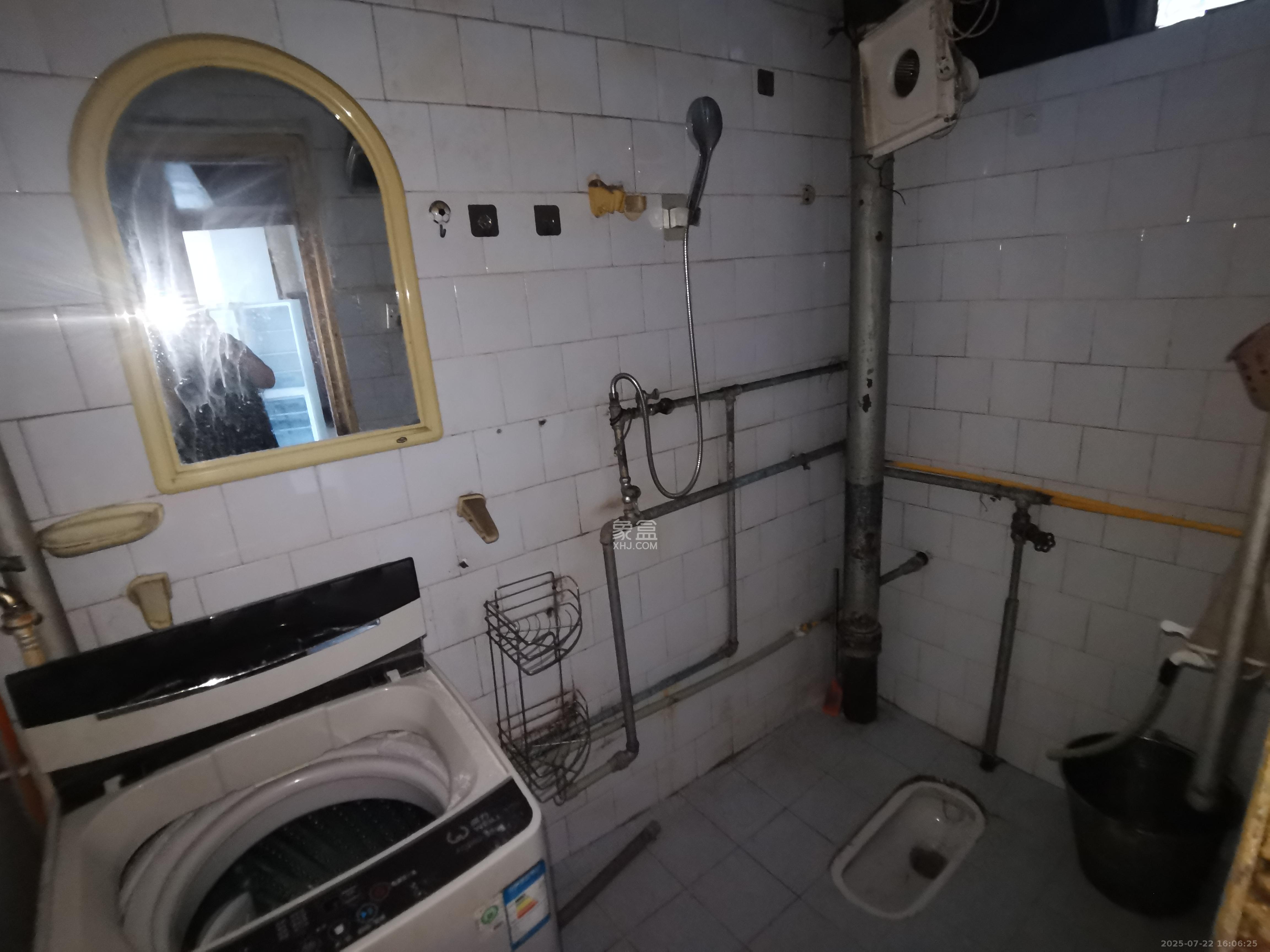 梨子山社区长电宿舍  2室2厅1卫    1200.0元/月 梨子山社区长电宿舍  2室2厅1卫    1200.0元/月室内图