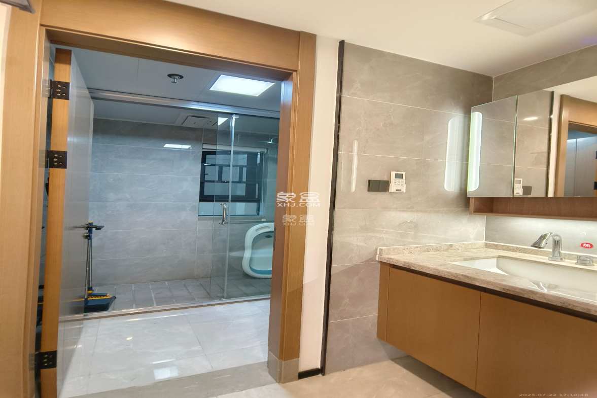 万科里金域国际 4室2厅2卫 5500.0元/月 万科里金域国际 4室2厅2卫 5500.0元/月室内图