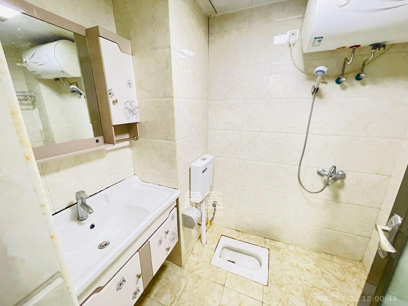 乾城（兴旺乾城）  1室1厅1卫    1300.0元/月室内图