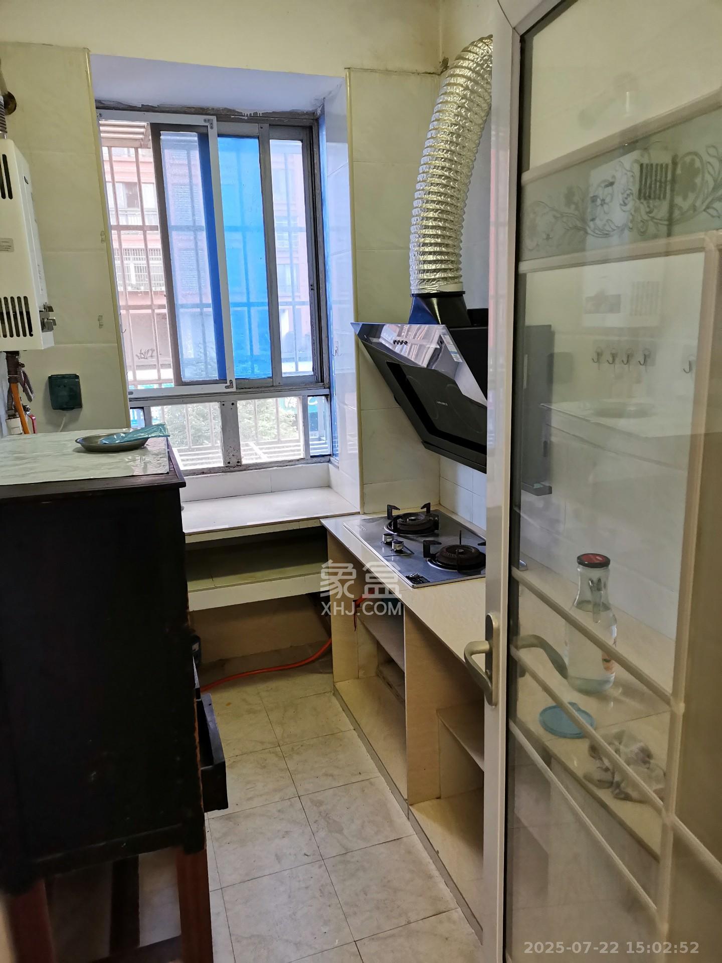 广厦新村 2室1厅1卫 1400.0元/月 广厦新村 2室1厅1卫 1400.0元/月室内图