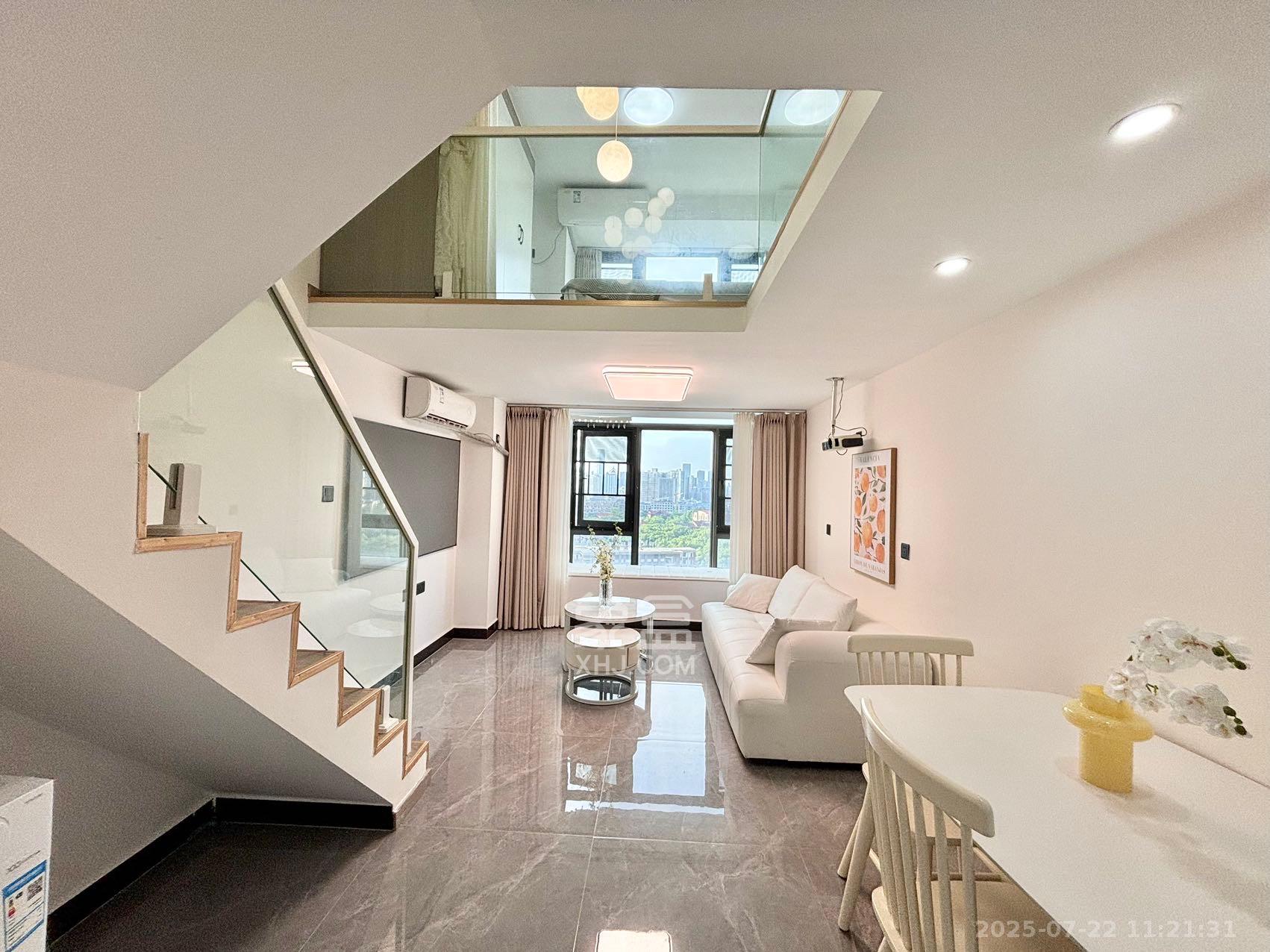 时代MOMA云PARK  1室1厅1卫    3000.0元/月 时代MOMA云PARK  1室1厅1卫    3000.0元/月室内图