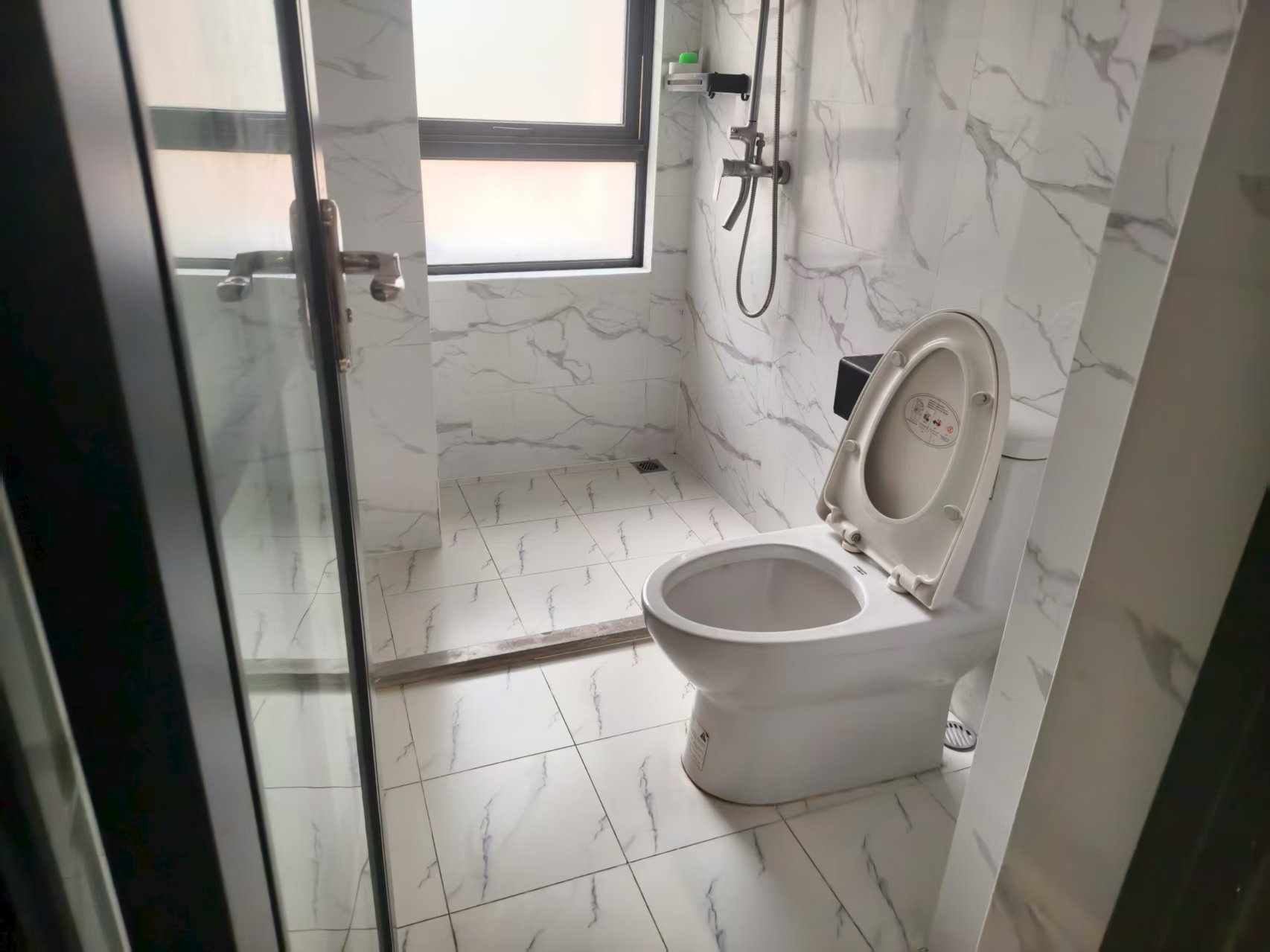 海航豪庭北苑 3室2厅2卫 5500.0元/月 海航豪庭北苑 3室2厅2卫 5500.0元/月室内图