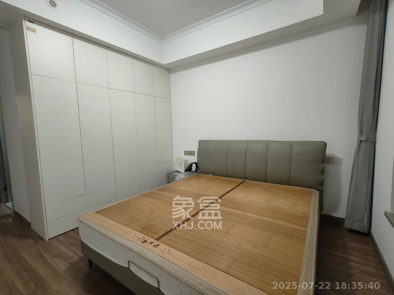 梦想新天地  3室2厅2卫   3500.00元/月室内图