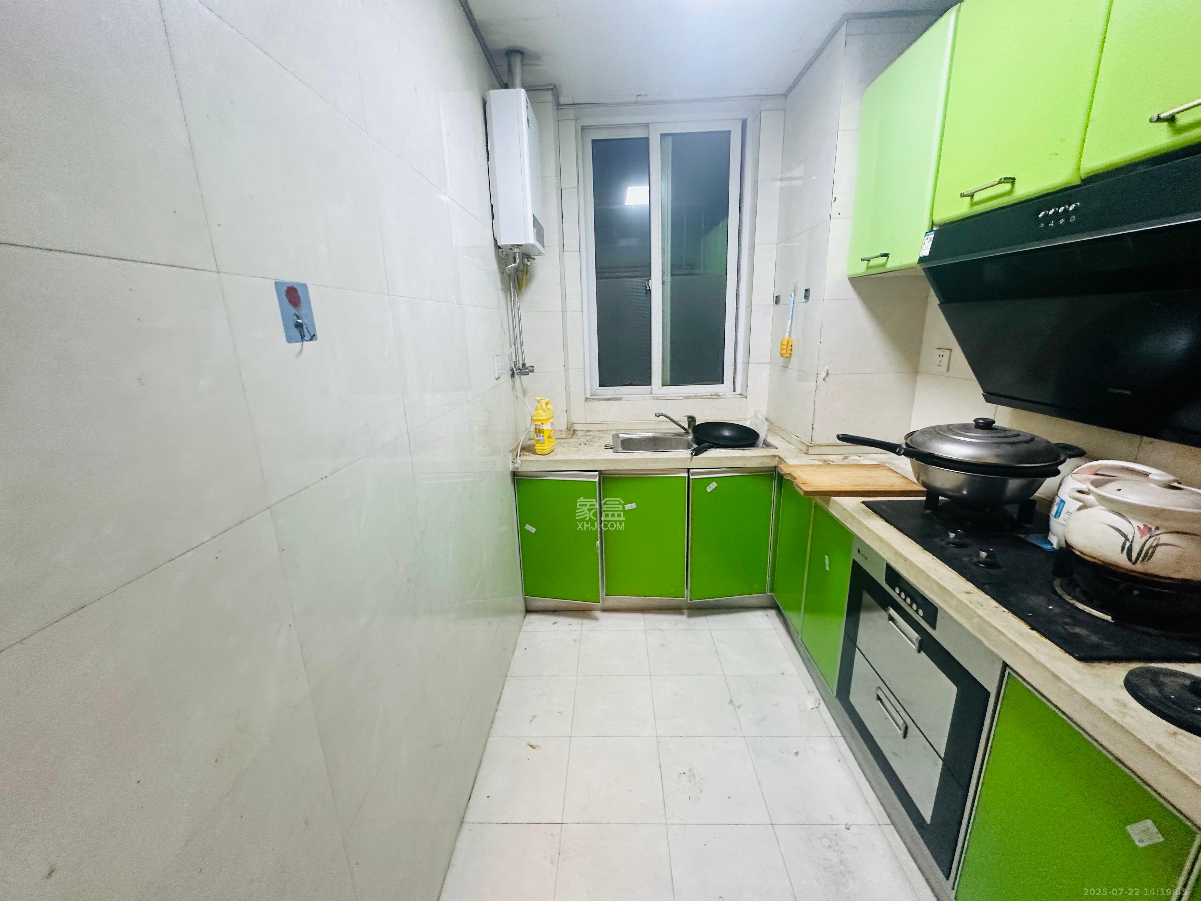 紫薇鑫园  3室2厅1卫    2400.0元/月室内图