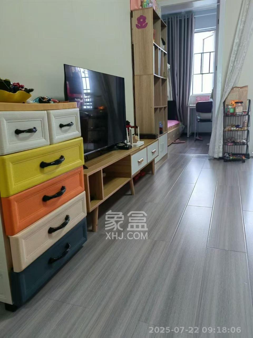 金地三千府（金地湖山樾、金地自在城）  3室2厅1卫   1700.00元/月室内图
