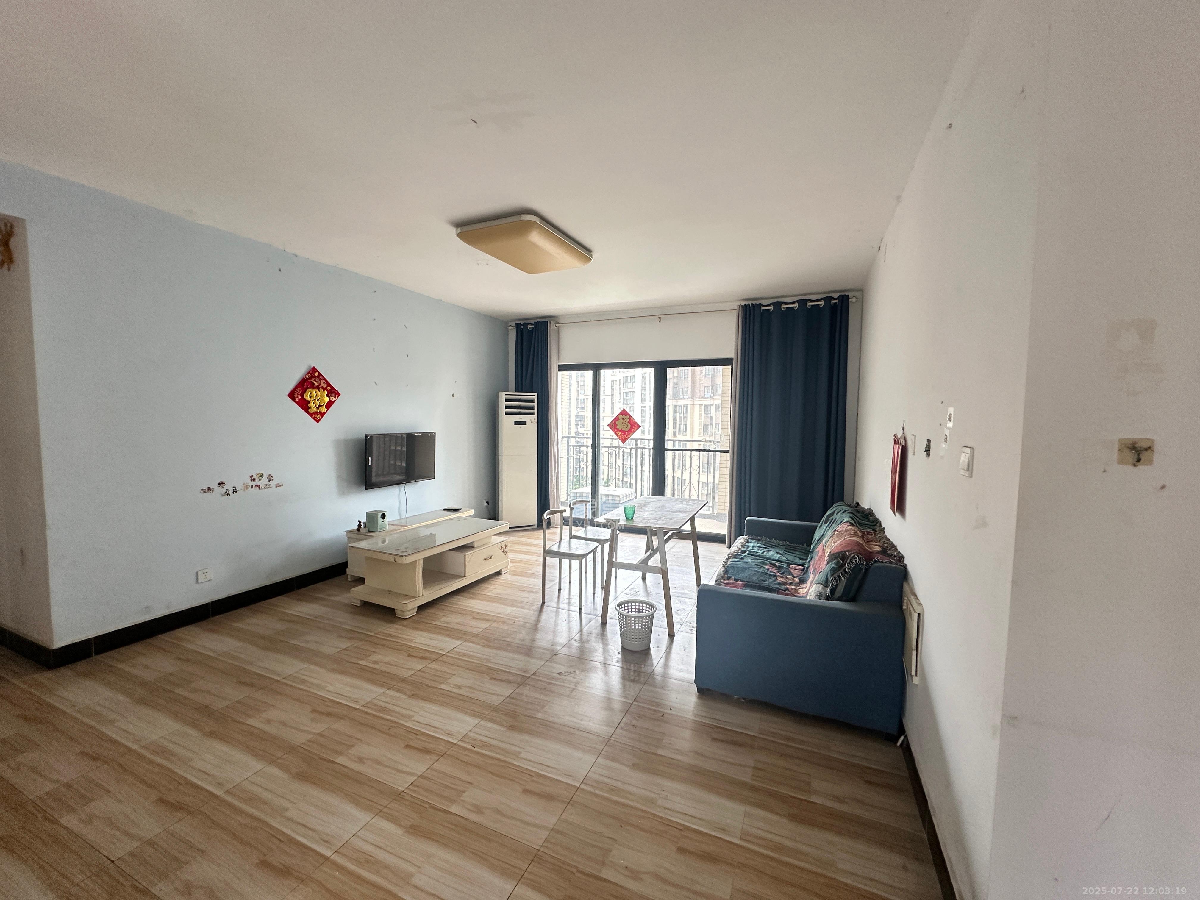 五矿紫湖香醍 4室2厅1卫 2000.0元/月 五矿紫湖香醍 4室2厅1卫 2000.0元/月室内图