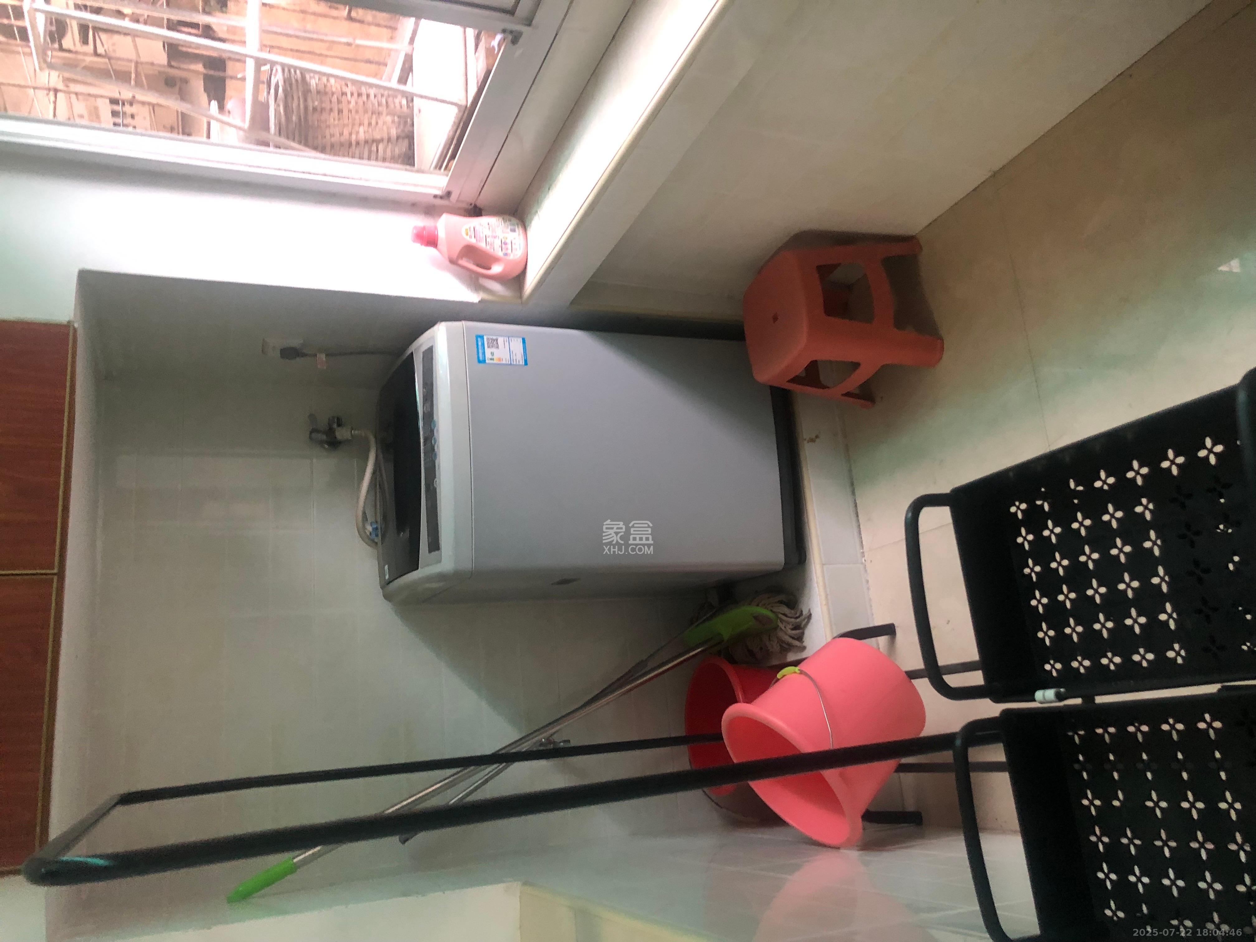 印染厂宿舍  1室1厅1卫    1500.0元/月 印染厂宿舍  1室1厅1卫    1500.0元/月室内图