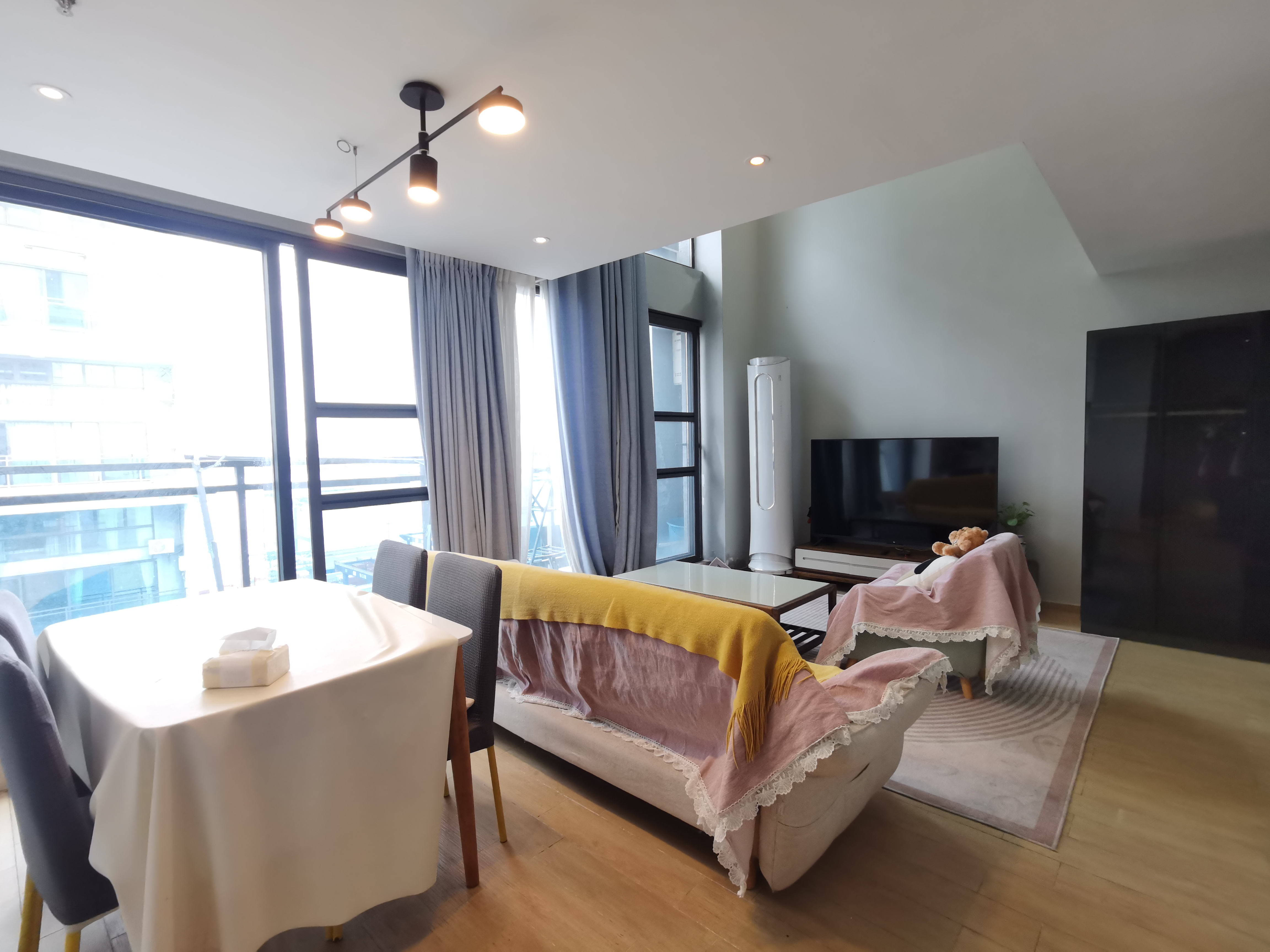 保利中央海岸一二期 2室2厅2卫 55.0万 保利中央海岸一二期 2室2厅2卫 55.0万户型图