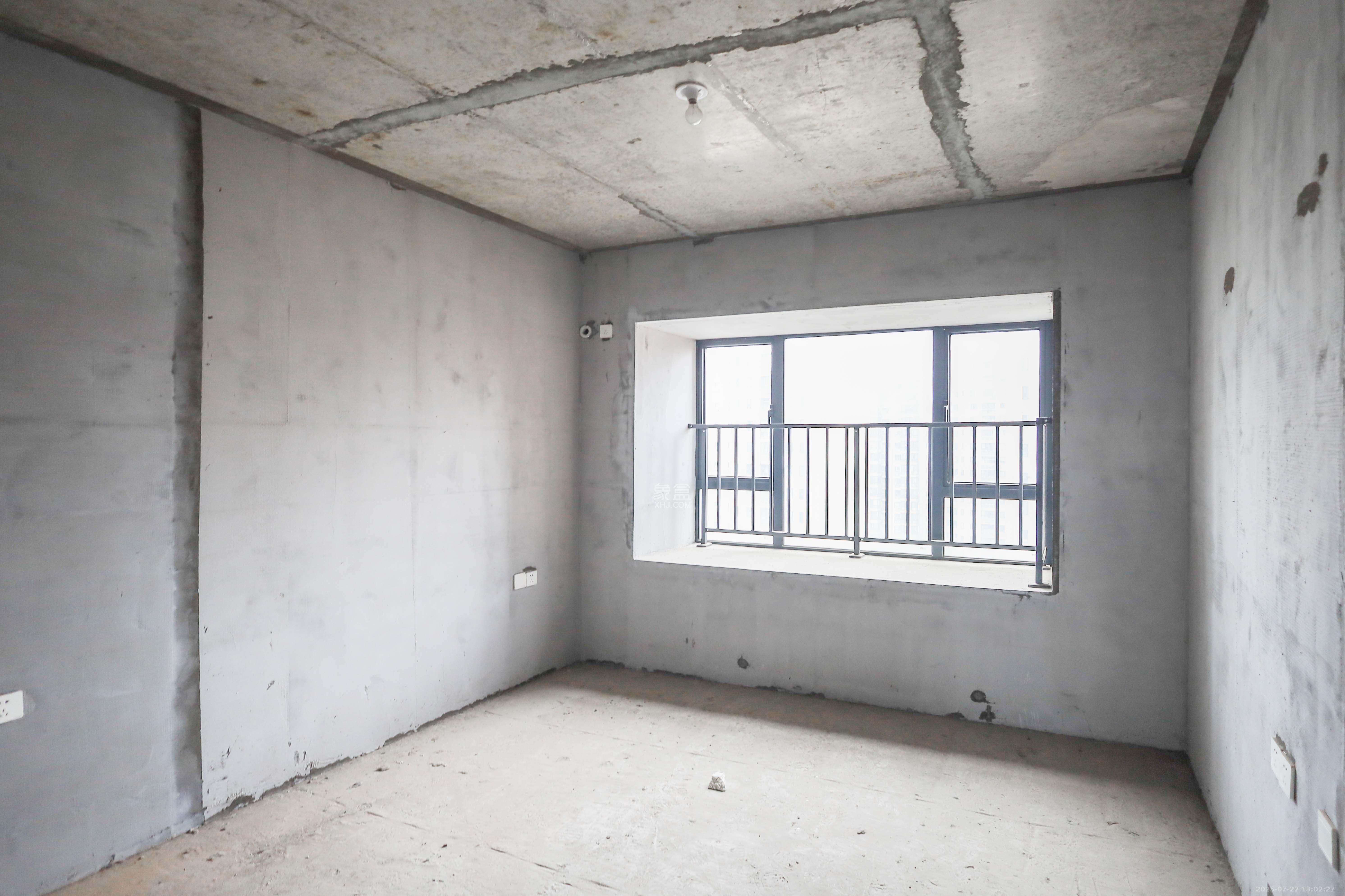 好莱城(弘德西街) 4室2厅2卫 118.0万 好莱城(弘德西街) 4室2厅2卫 118.0万卧室