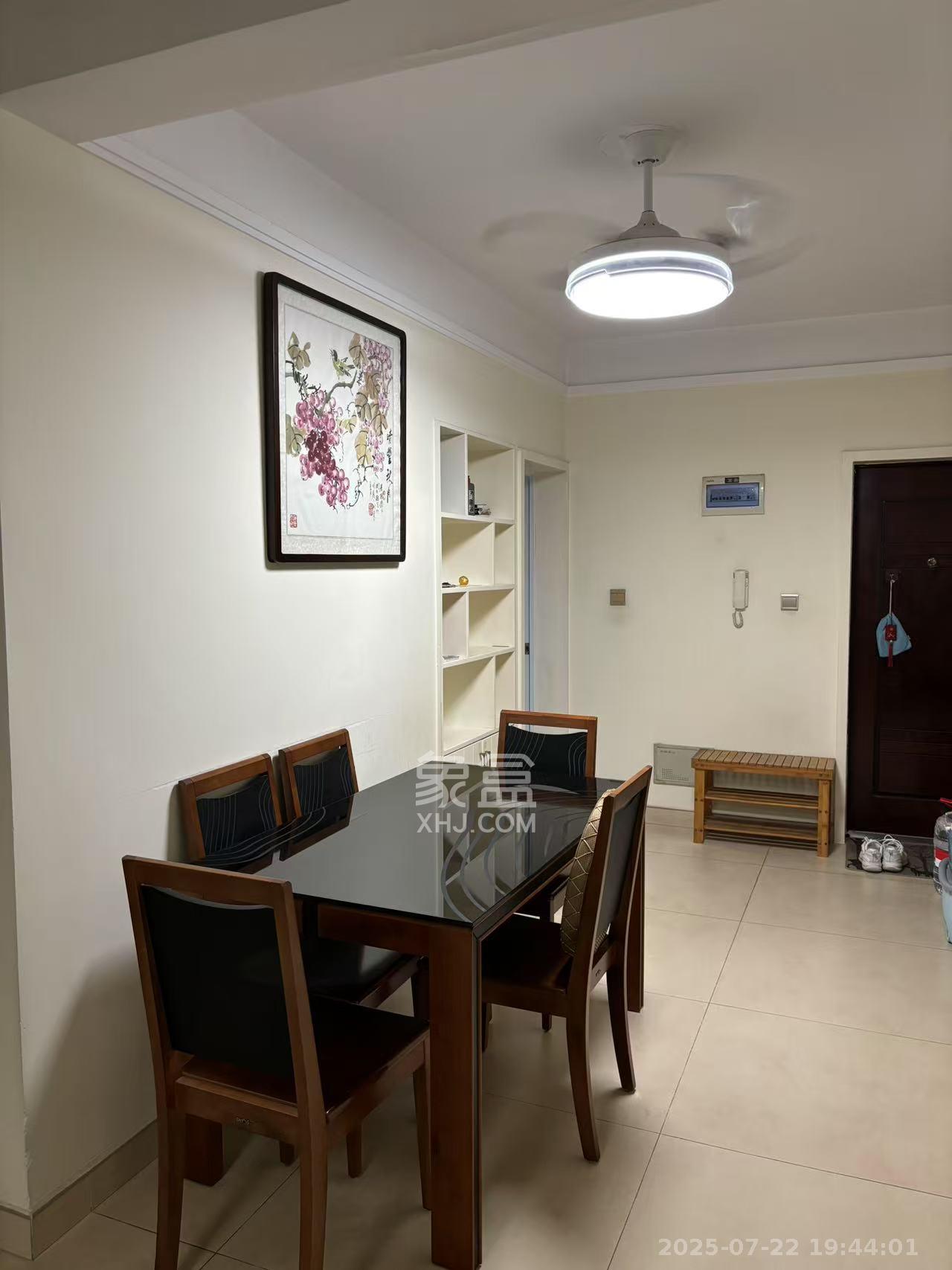 水映青山  2室2厅1卫    2000.0元/月室内图