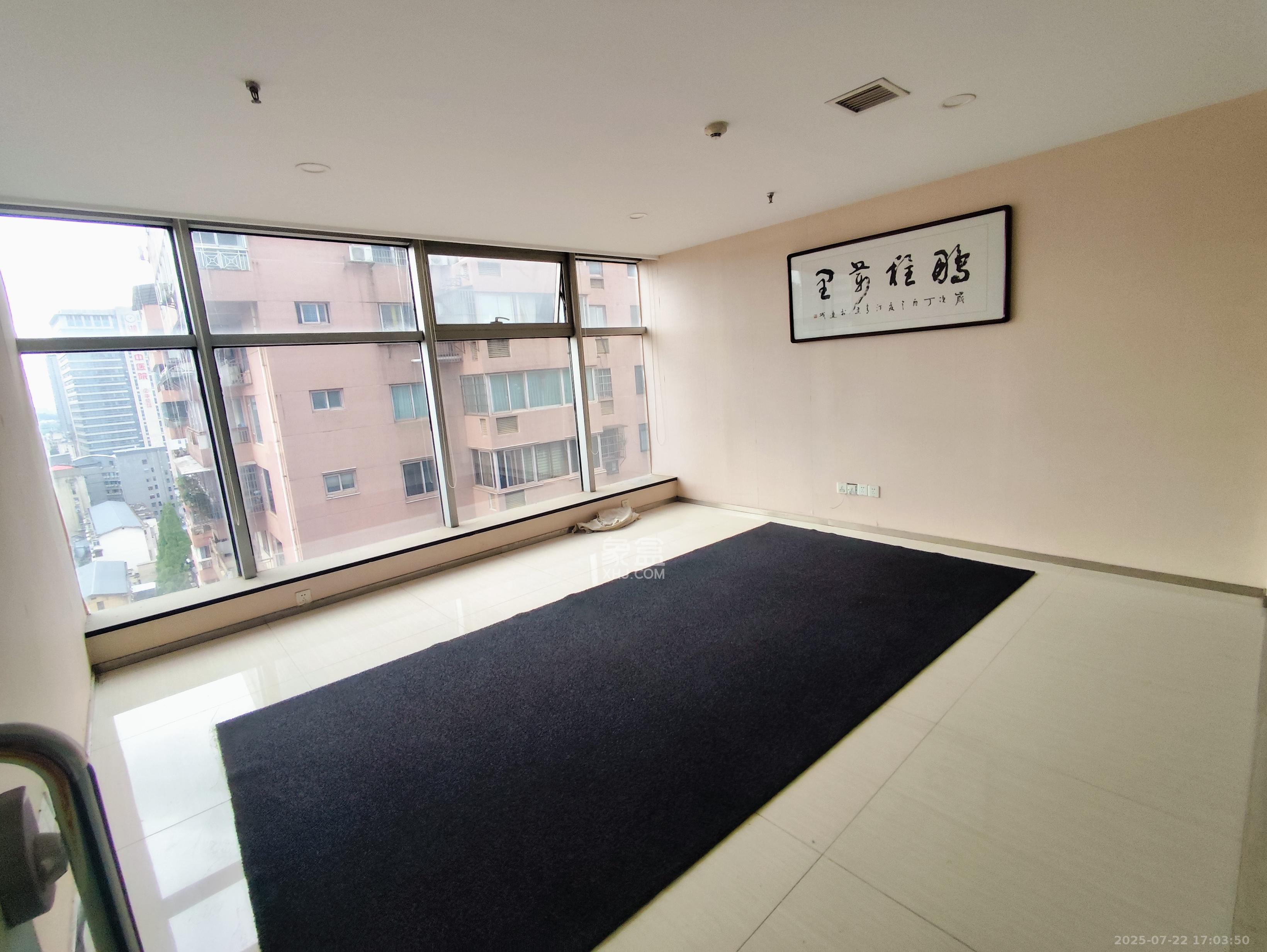 运达国际广场   359.99㎡     10000.00元/月室内图