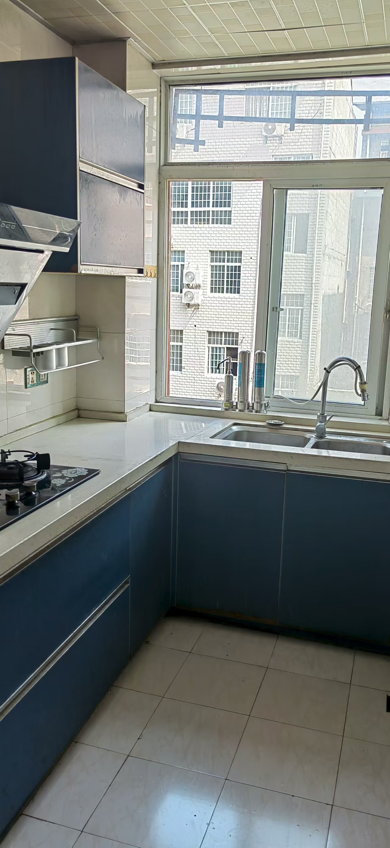 彭家铺小区  3室2厅1卫    1200.0元/月 彭家铺小区  3室2厅1卫    1200.0元/月室内图