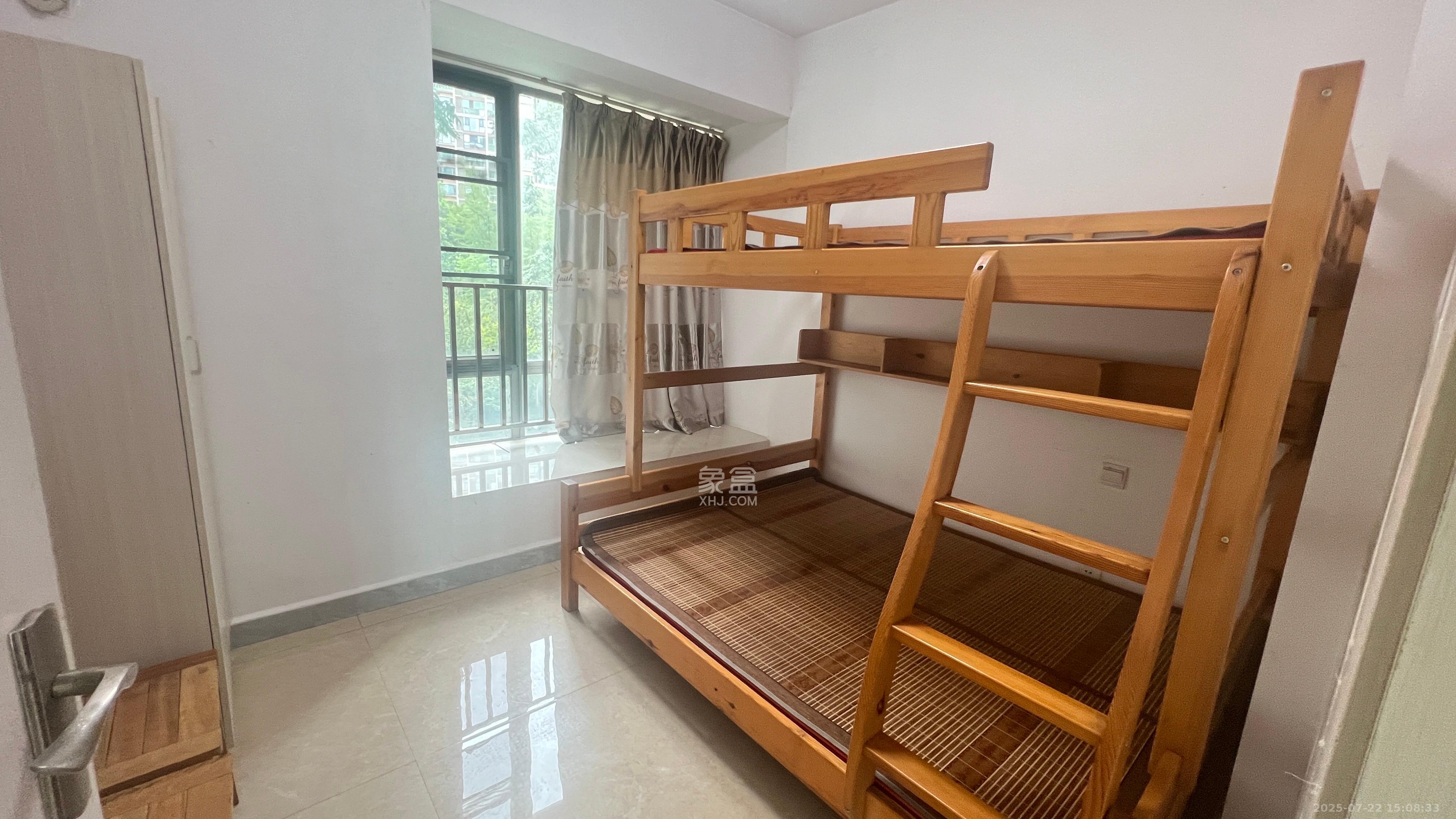 新城新世界一二三期  3室2厅1卫    2500.0元/月室内图