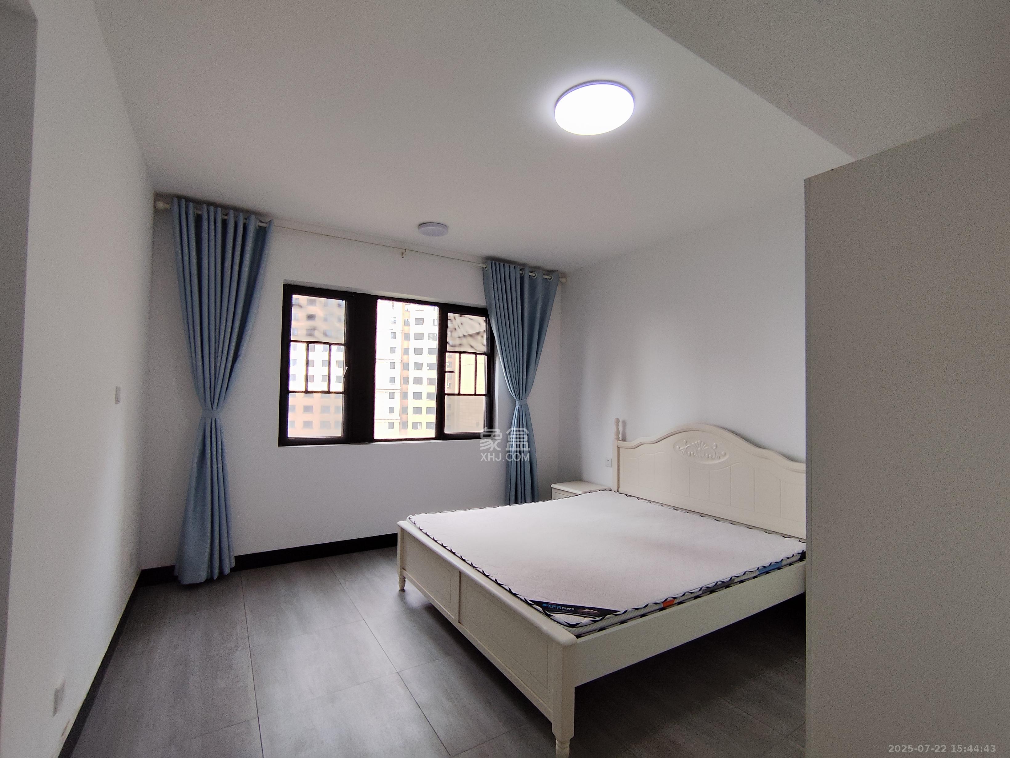 湘水郡(兴旺小爱同学)  4室2厅2卫    2400.0元/月 湘水郡(兴旺小爱同学)  4室2厅2卫    2400.0元/月室内图